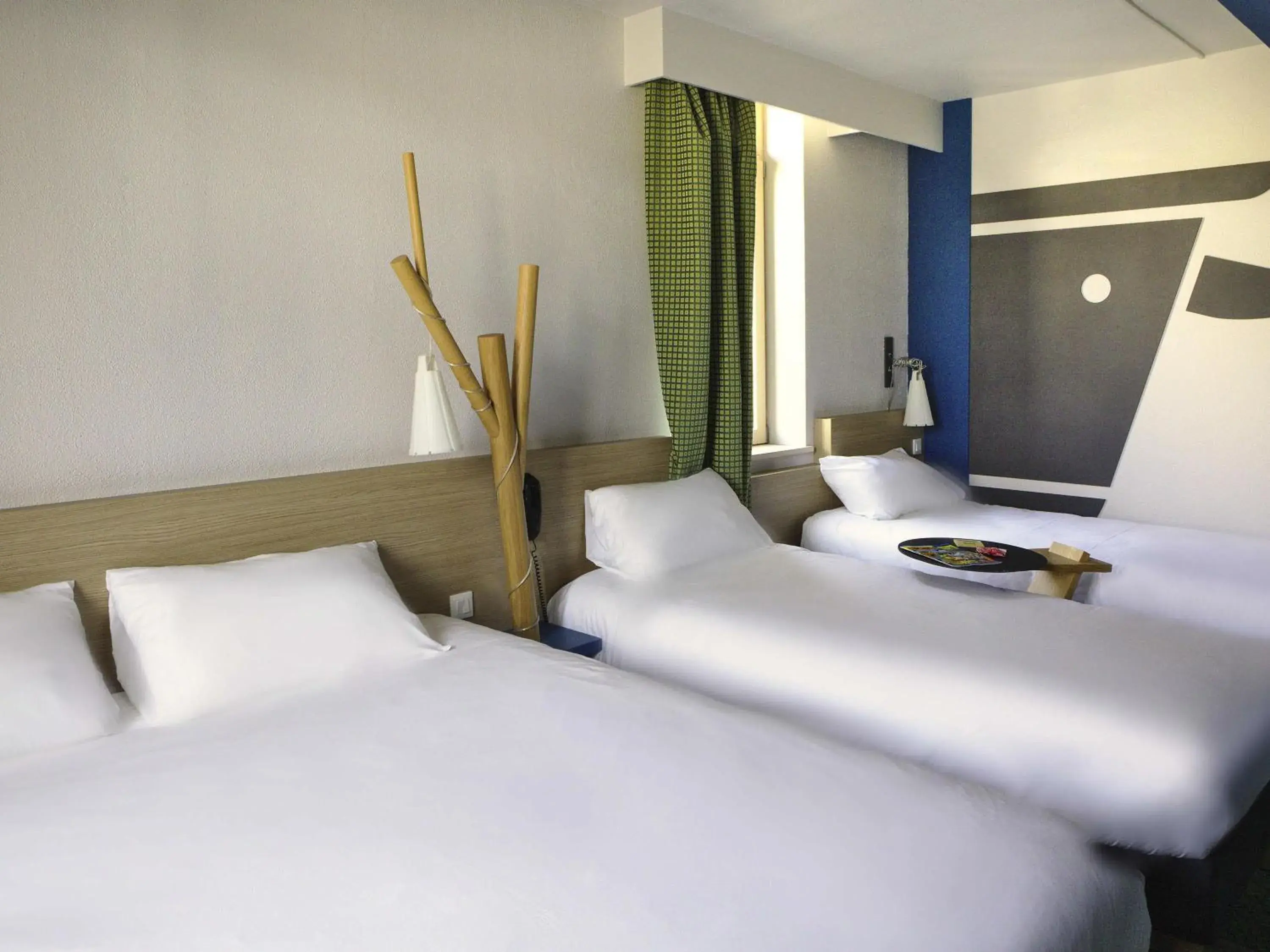 Bedroom, Bed in ibis Styles Moulins Centre Bedroom, Bed in ibis Styles Moulins Centre