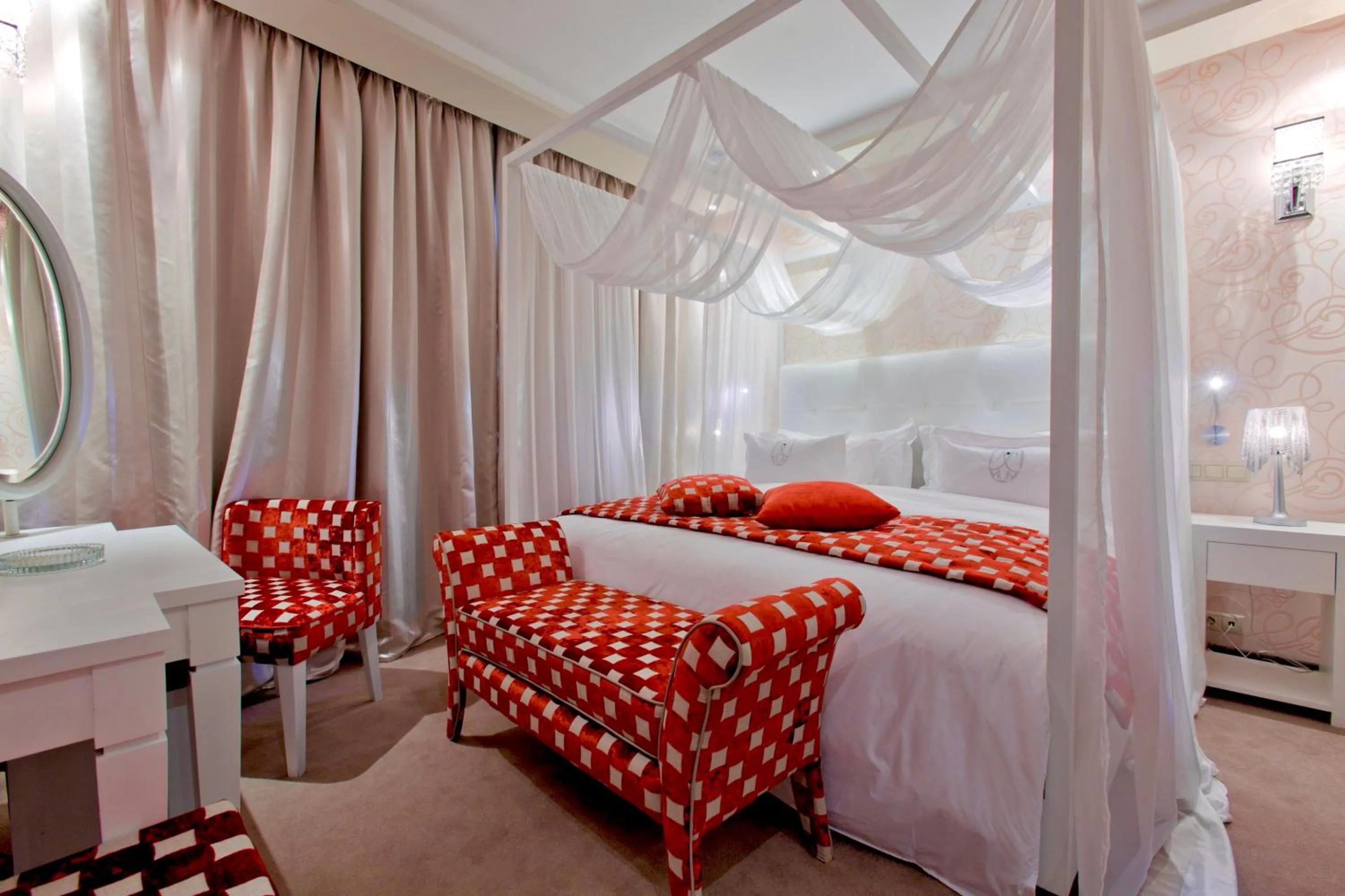 Bedroom, Bed in Art Palace Suites & Spa