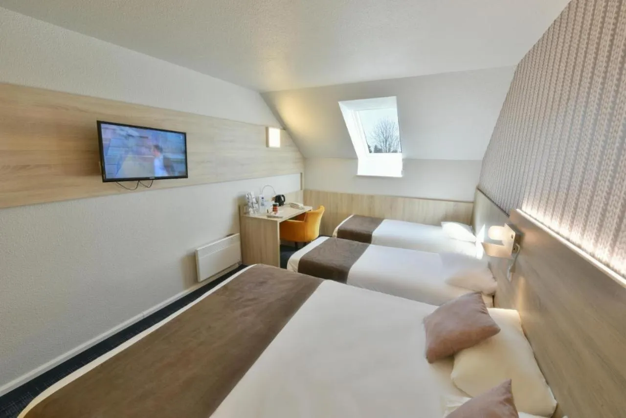 Family Room in Brit Hotel Landivisiau