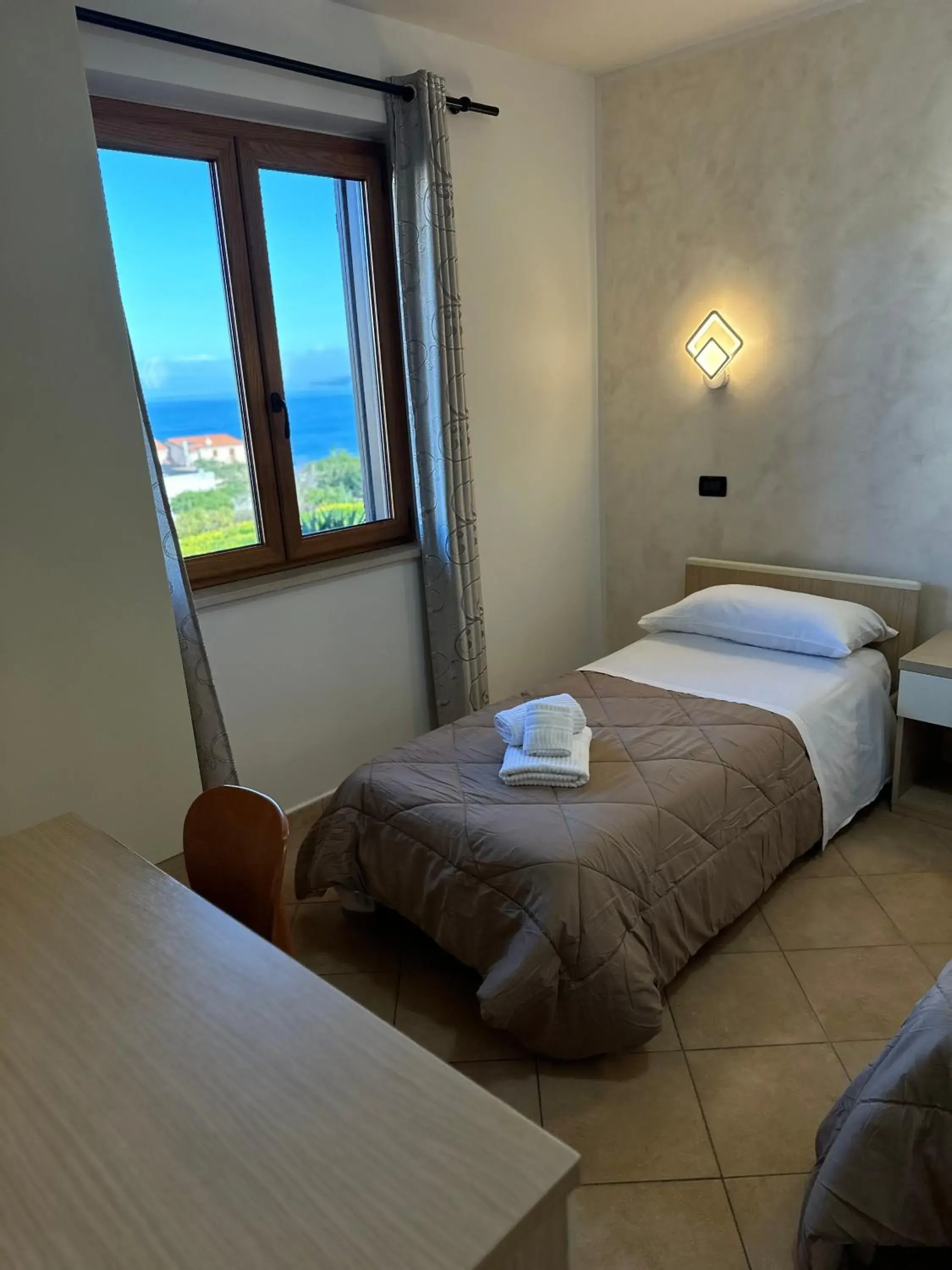 Comfort Triple Room in Scilla e Cariddi Comfort Triple Room in Scilla e Cariddi