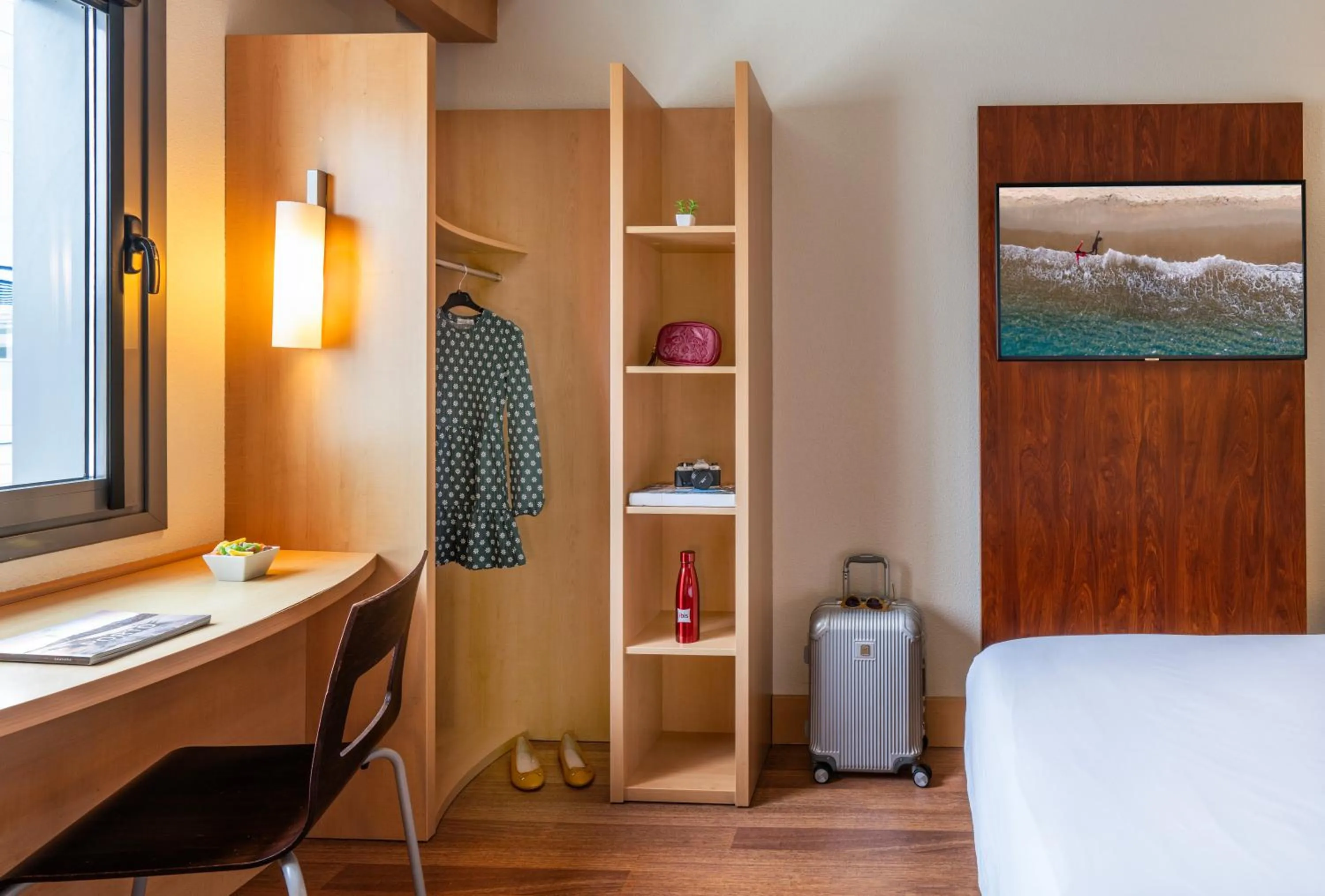 Bed in Ibis Madrid Alcobendas