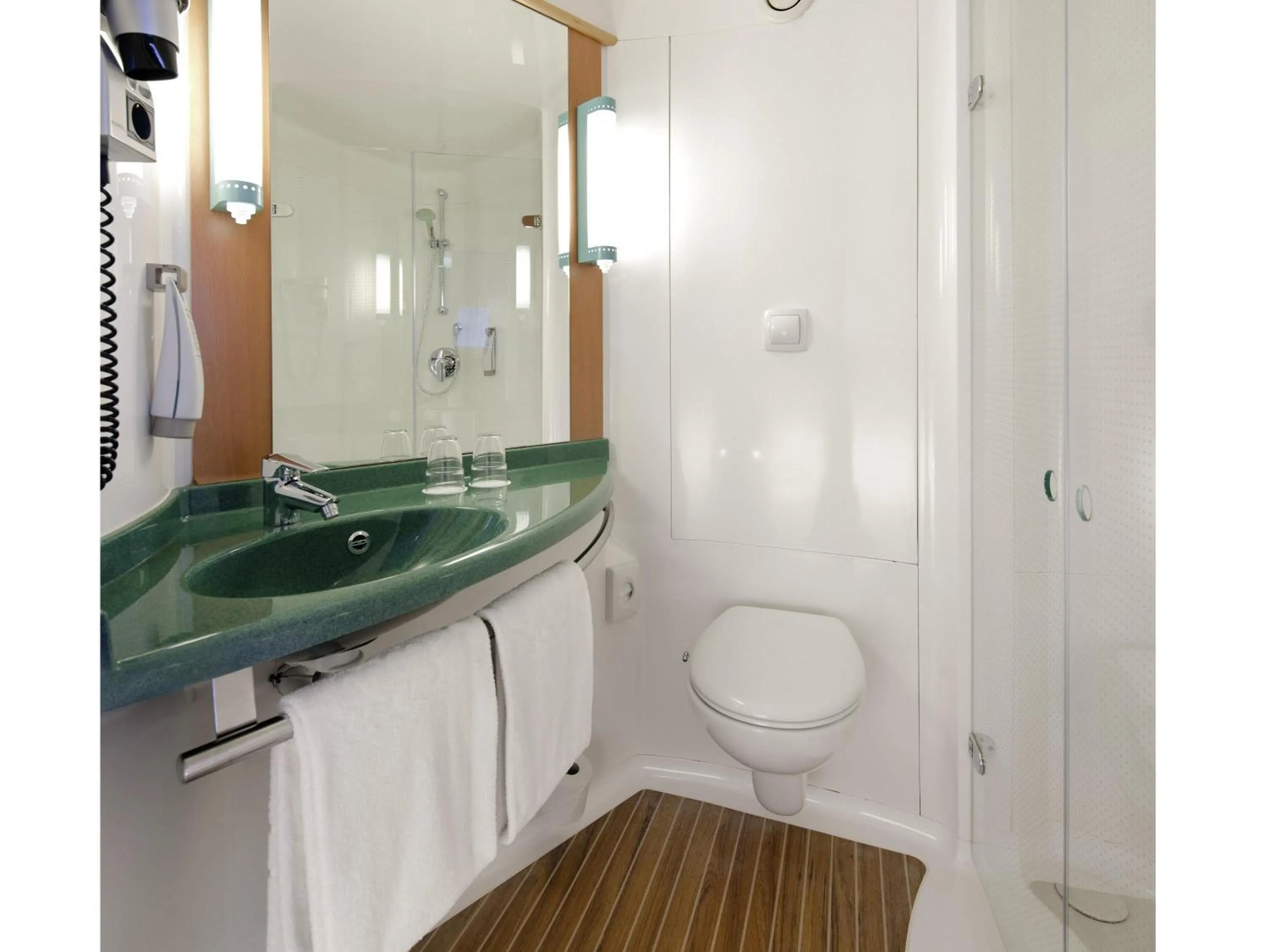 Bedroom in Ibis Madrid Alcorcon Tresaguas