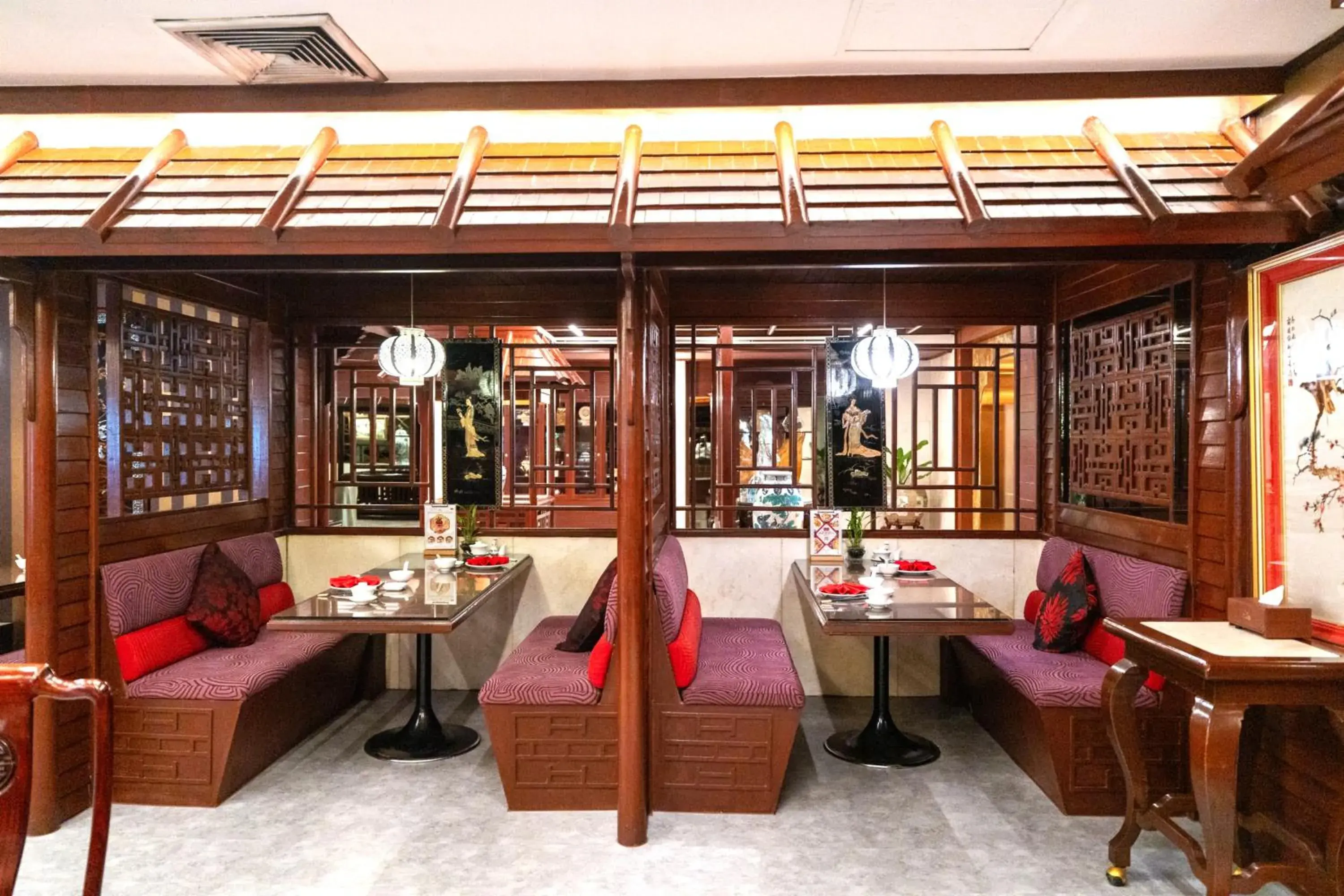 Restaurant/places to eat in Ambassador Hotel Bangkok Restaurant/places to eat in Ambassador Hotel Bangkok