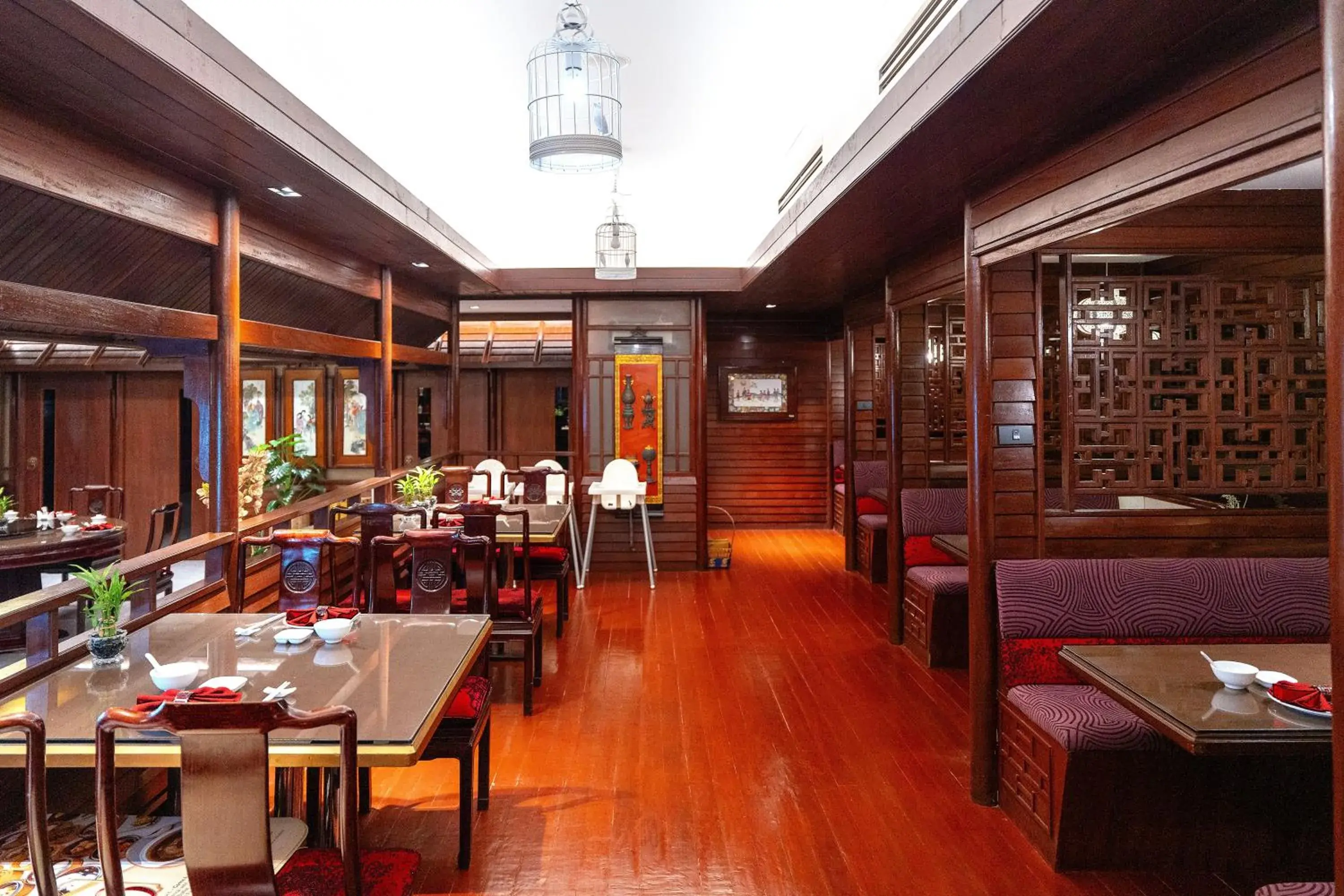 Restaurant/places to eat in Ambassador Hotel Bangkok Restaurant/places to eat in Ambassador Hotel Bangkok