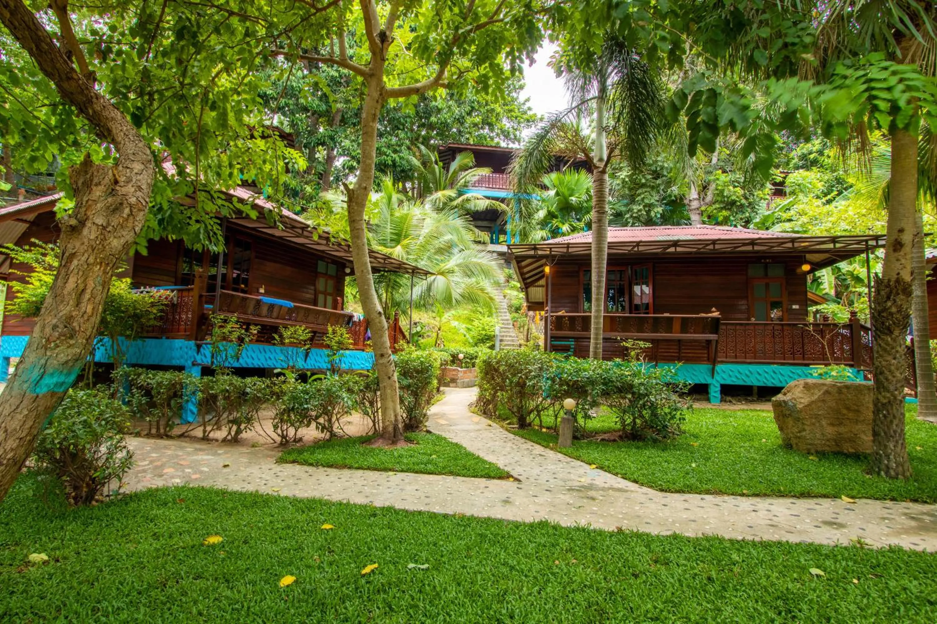 Property building in Baan Kiao