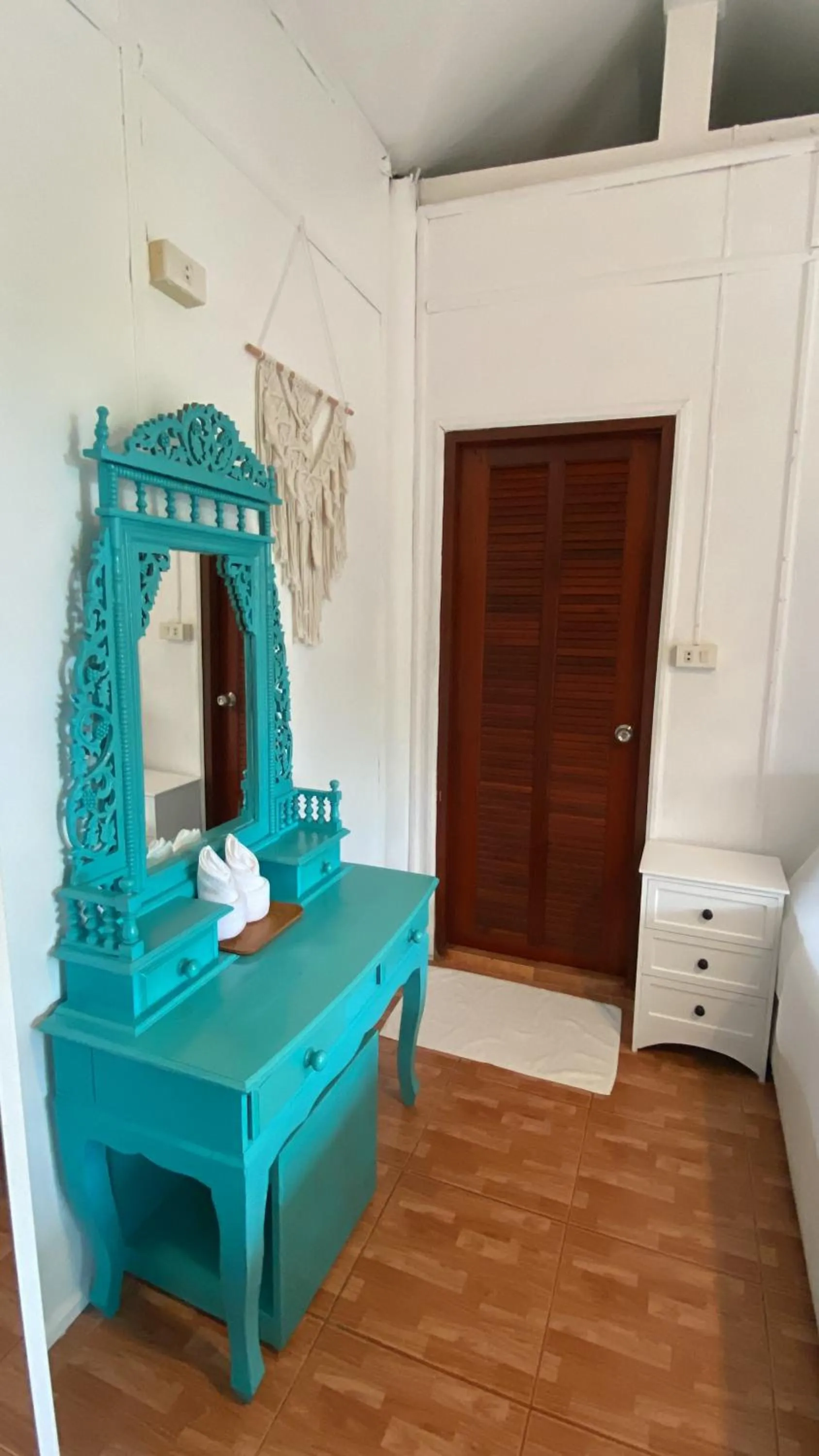 wardrobe in Baan Kiao