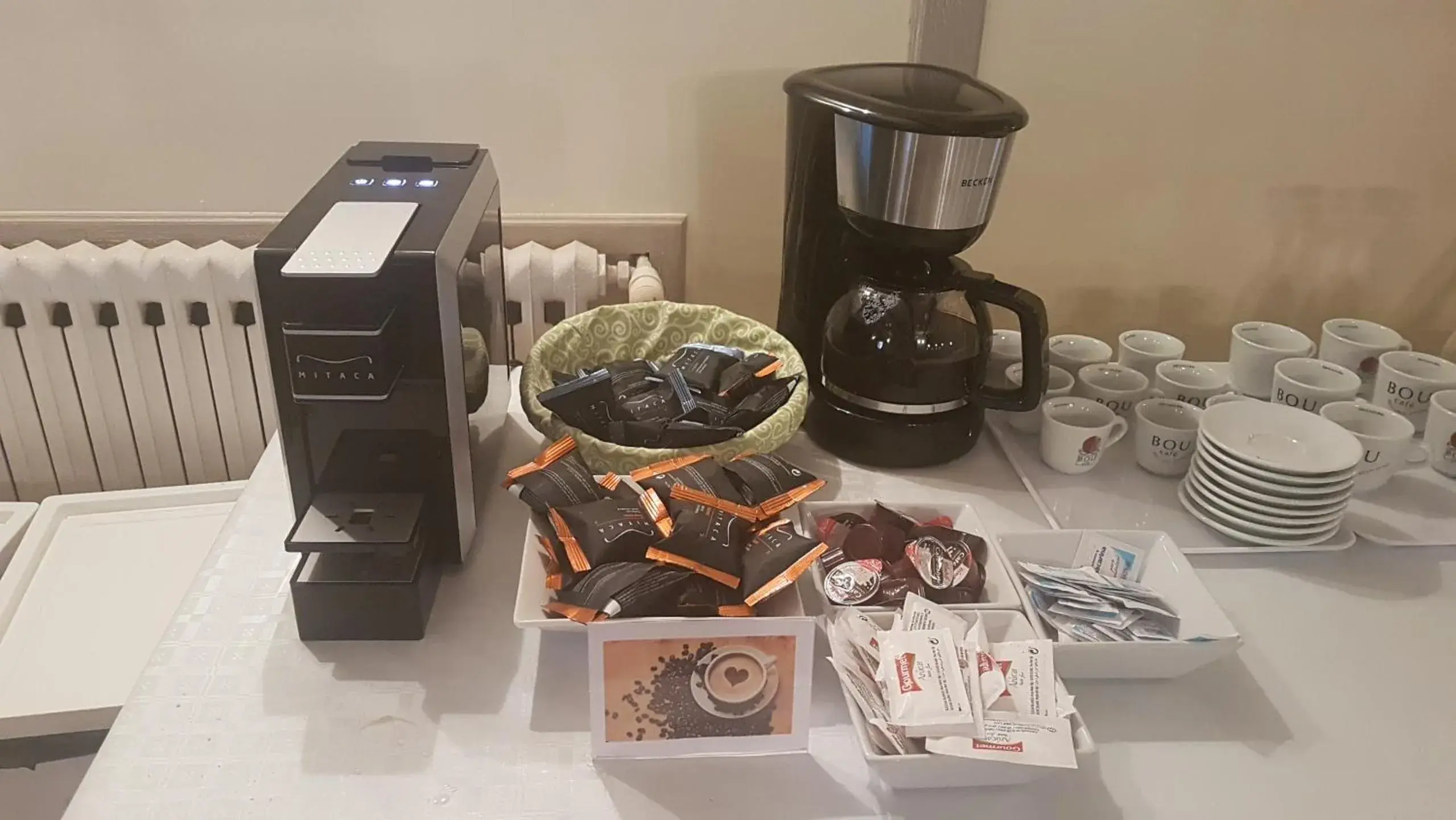 Food and drinks in Hostal Isabel Food and drinks in Hostal Isabel