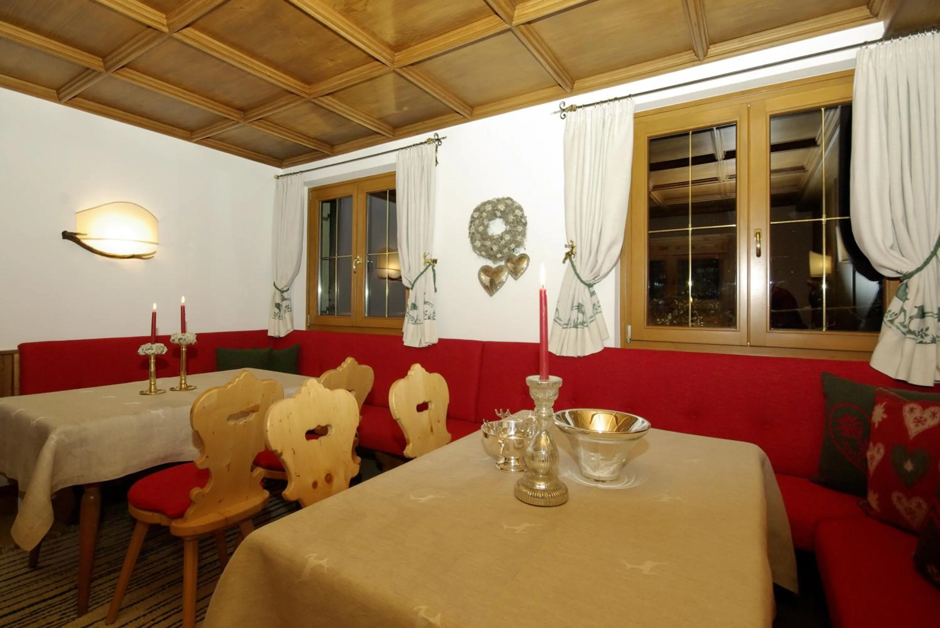 Restaurant/places to eat in Hubertusklause