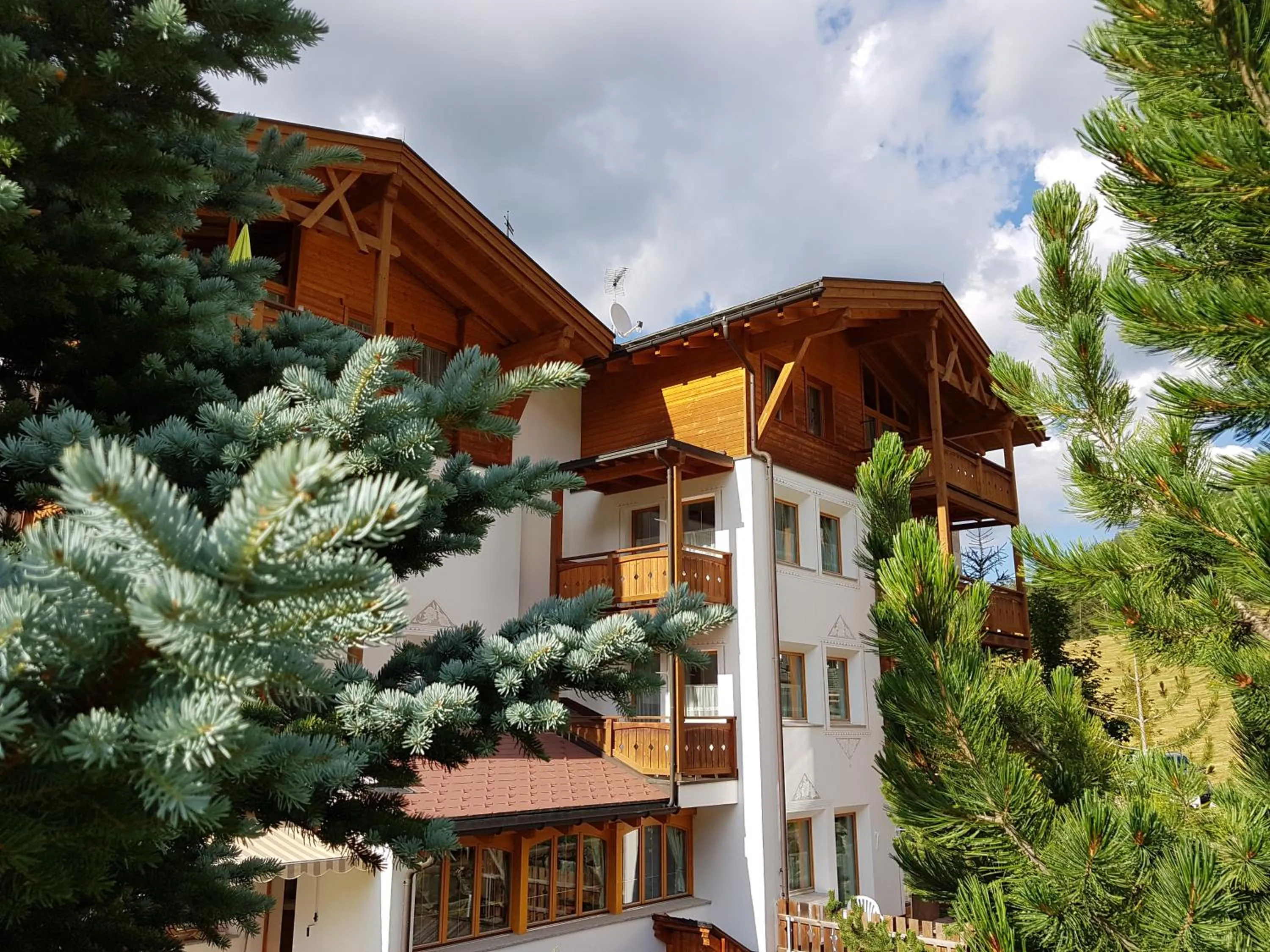 Facade/entrance in Apart-Garni Motnaida
