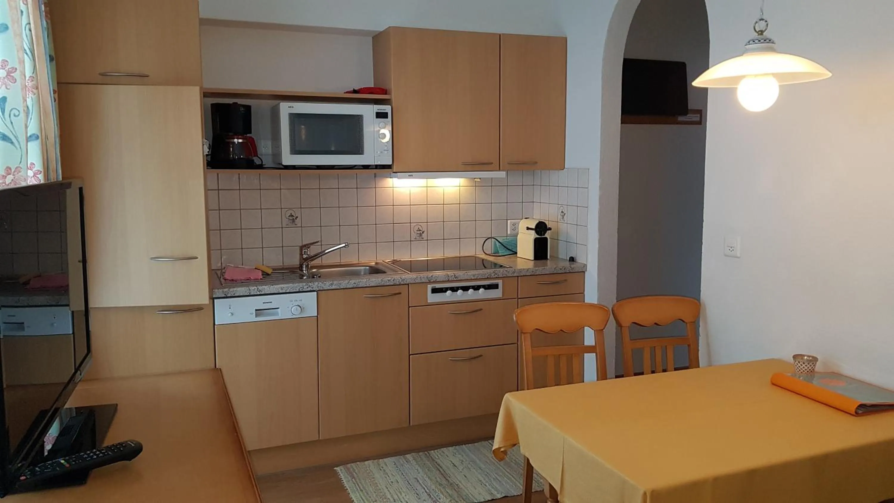 Kitchen or kitchenette in Apart-Garni Motnaida
