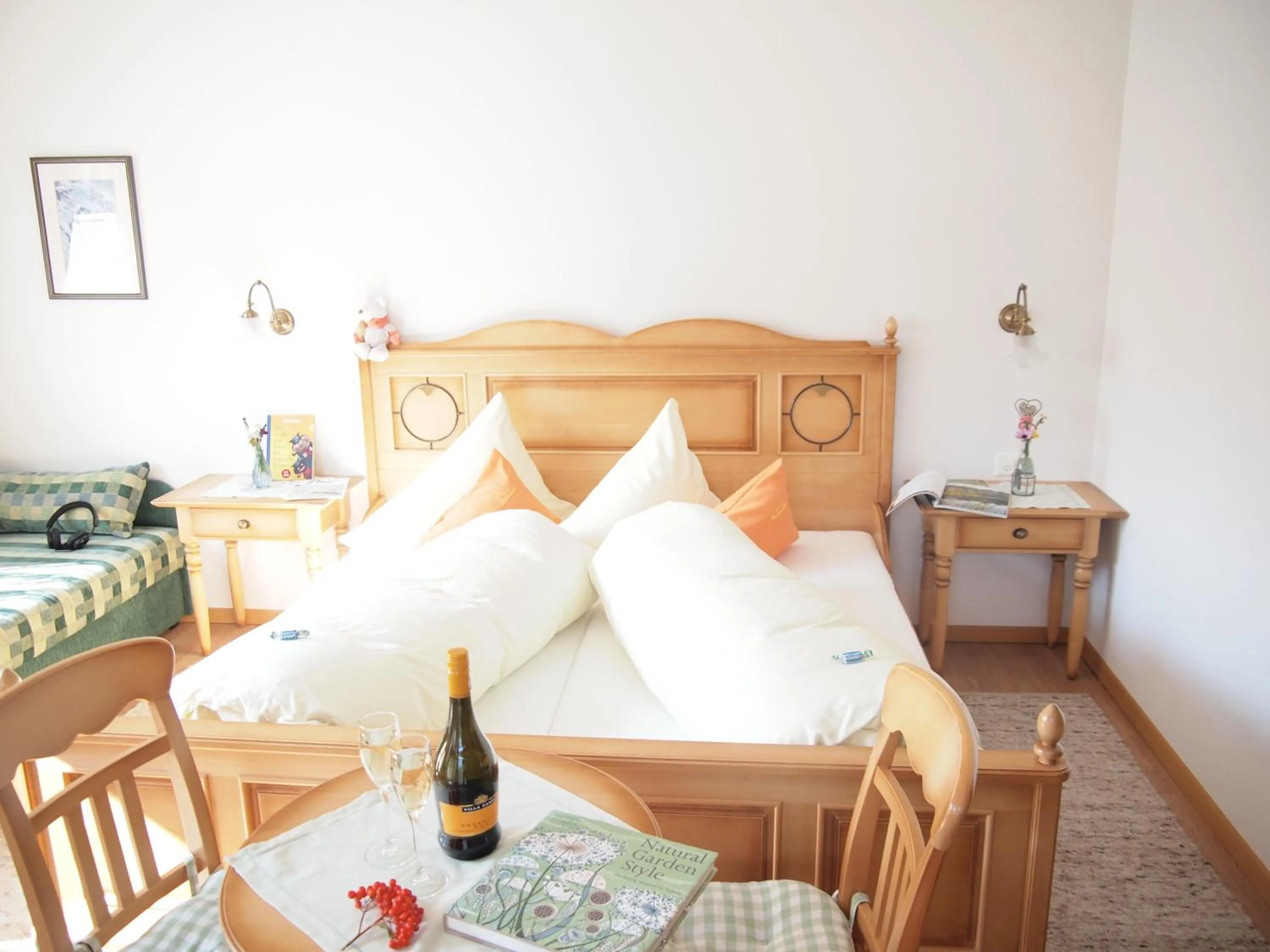 Bed in Apart-Garni Motnaida