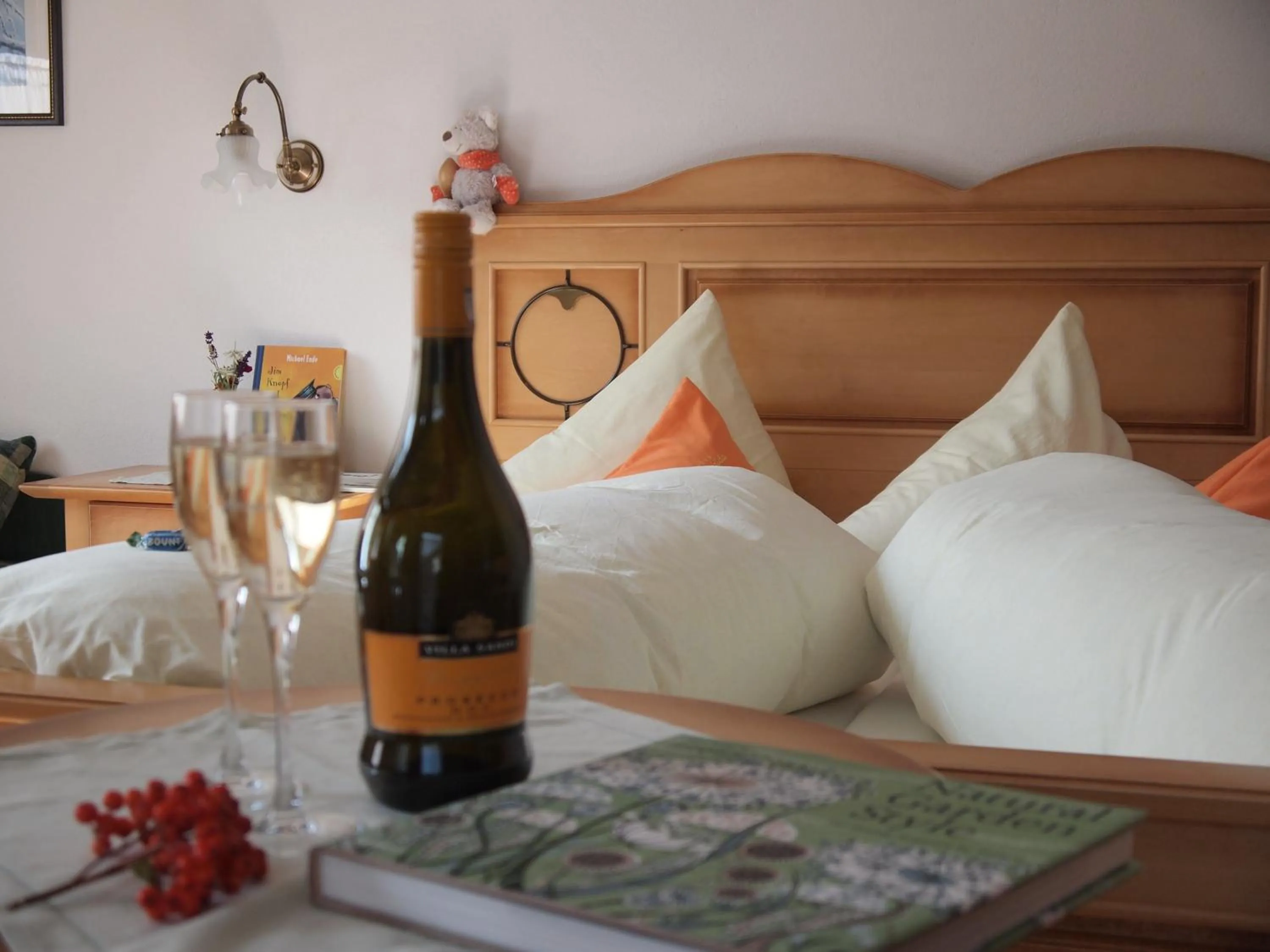 Bed in Apart-Garni Motnaida