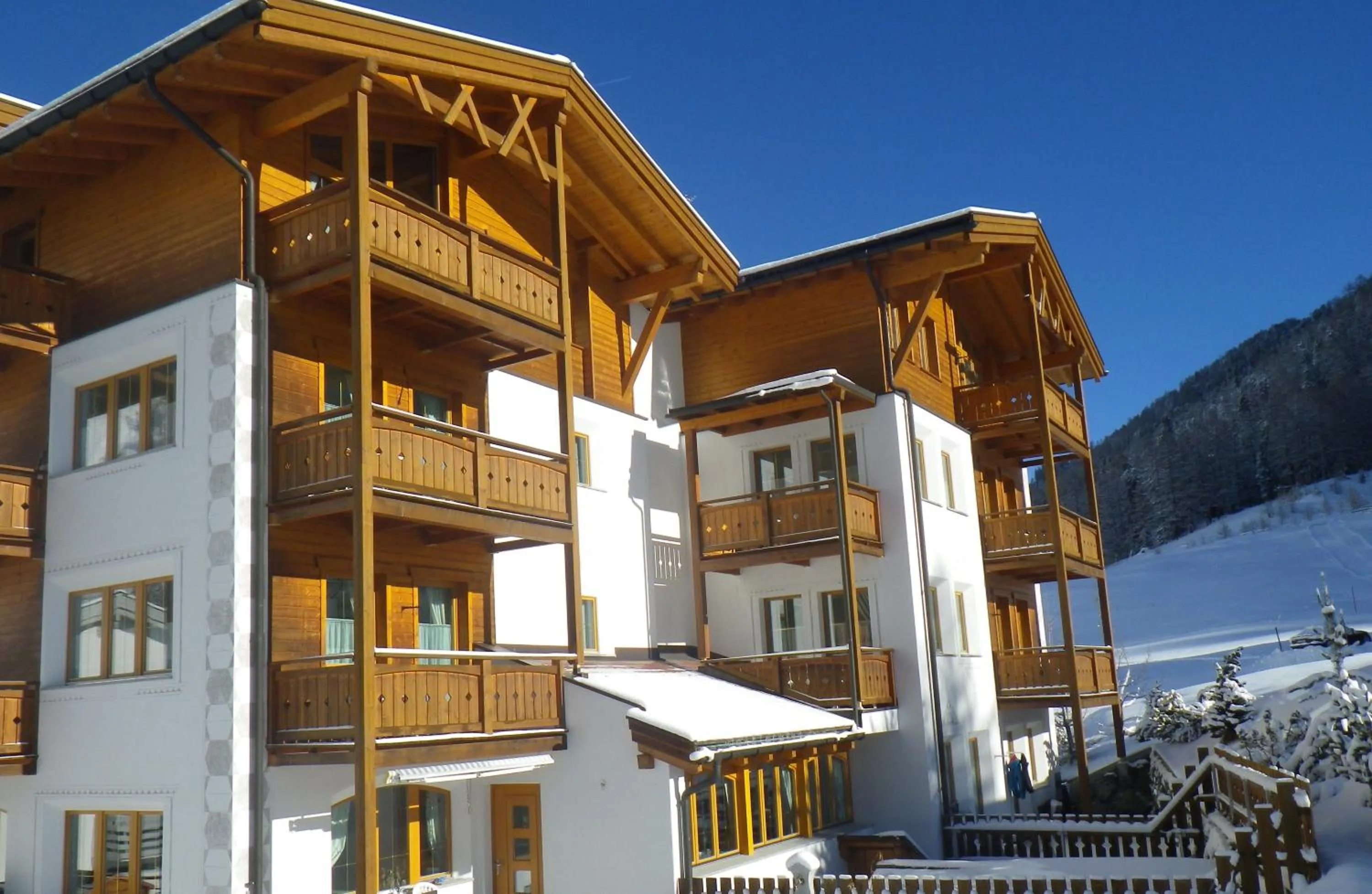 Facade/entrance in Apart-Garni Motnaida