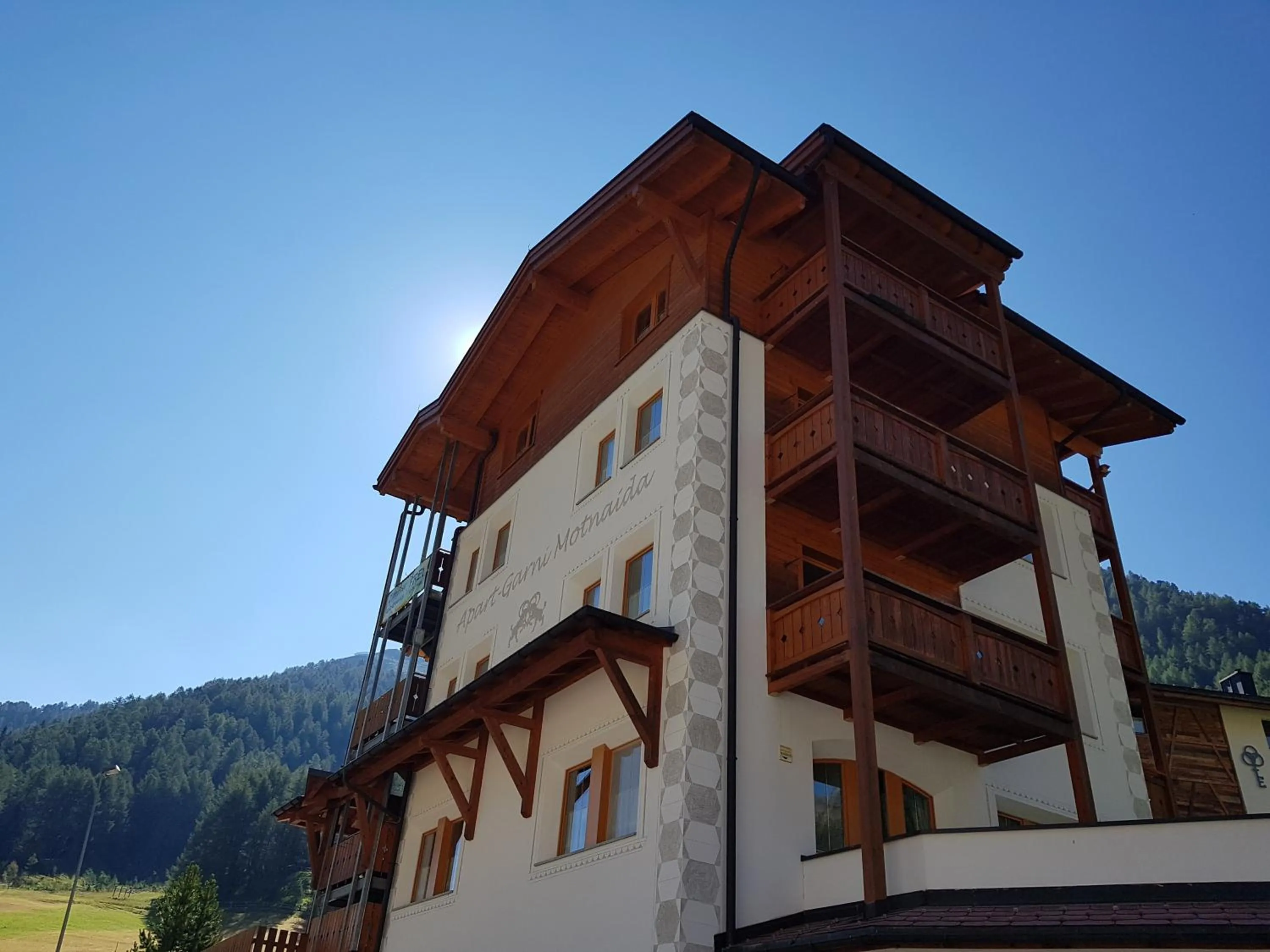 Facade/entrance in Apart-Garni Motnaida