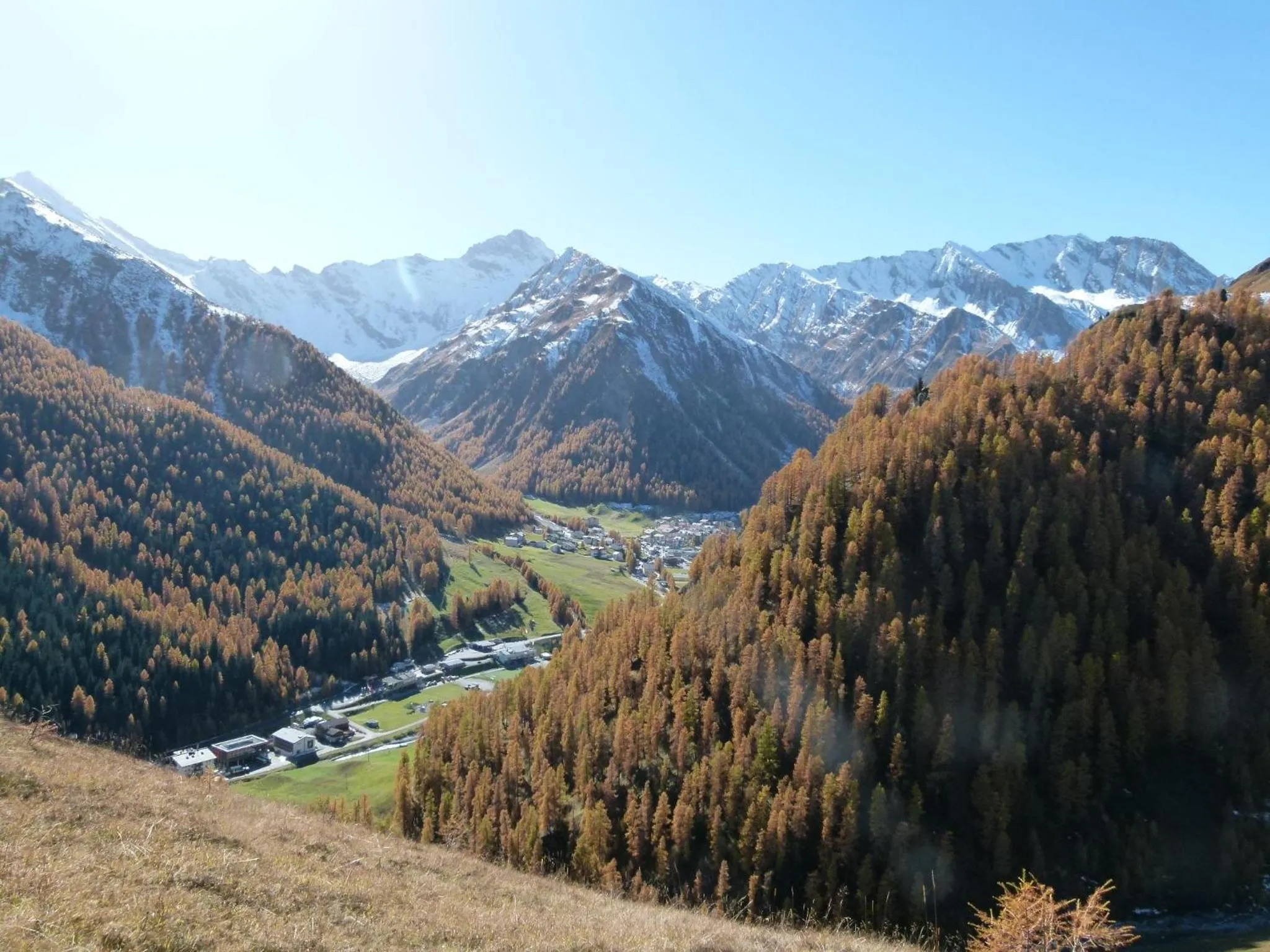Hiking in Apart-Garni Motnaida