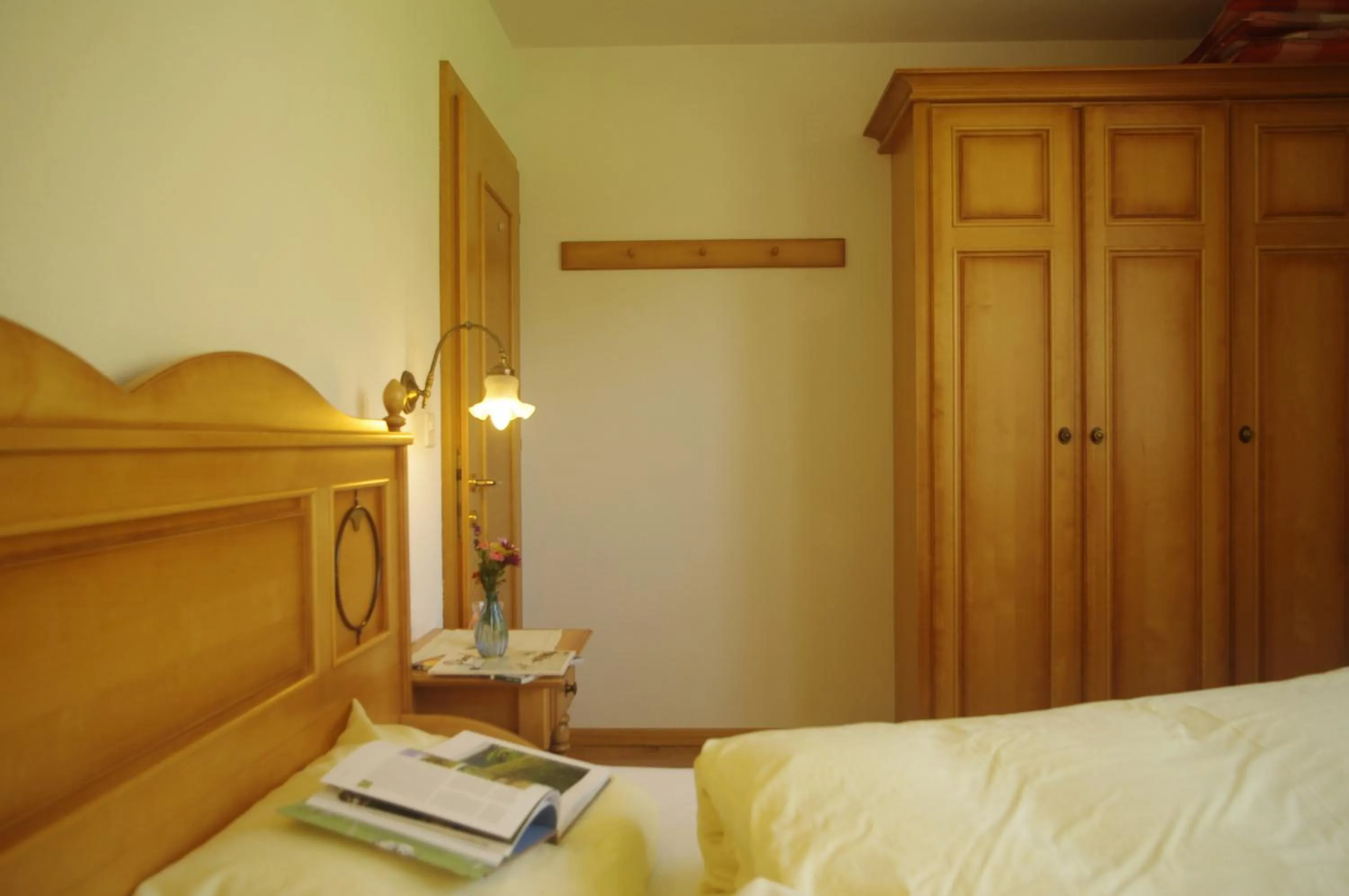 Bed in Apart-Garni Motnaida