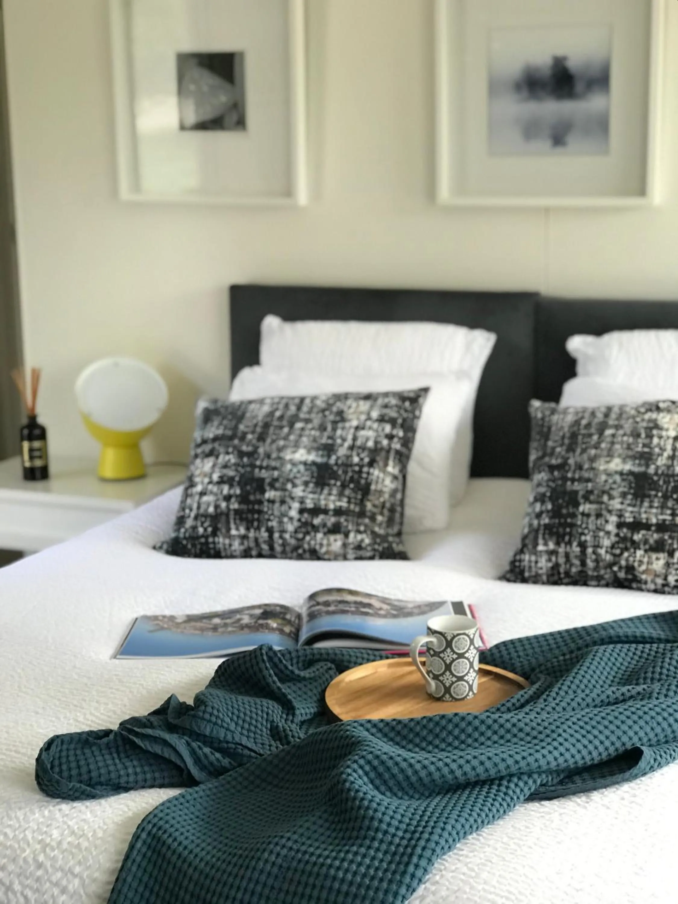 Suite with Terrace - single occupancy in Les Arbres Rouges