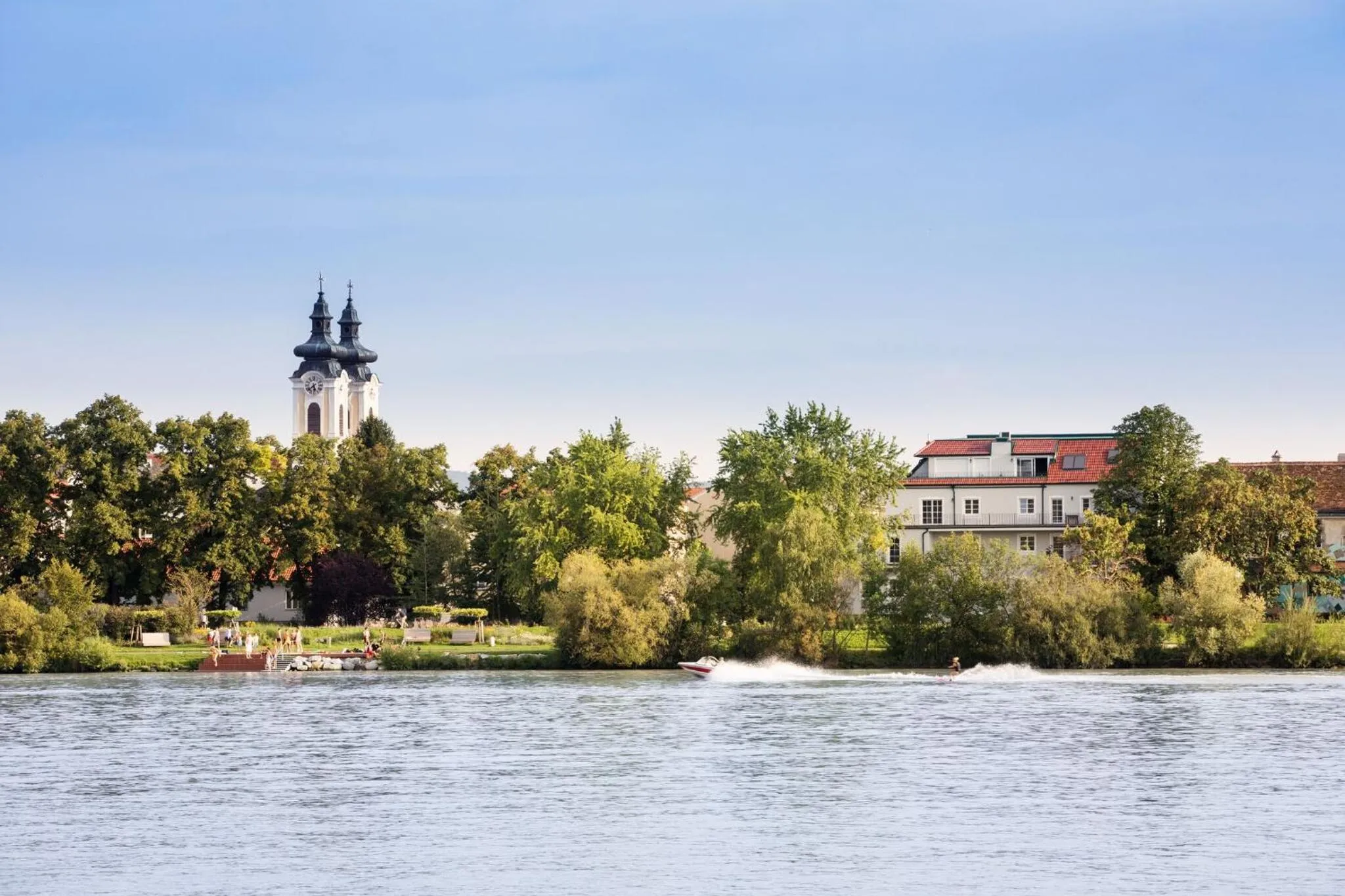 Property building in Hotel Nibelungenhof