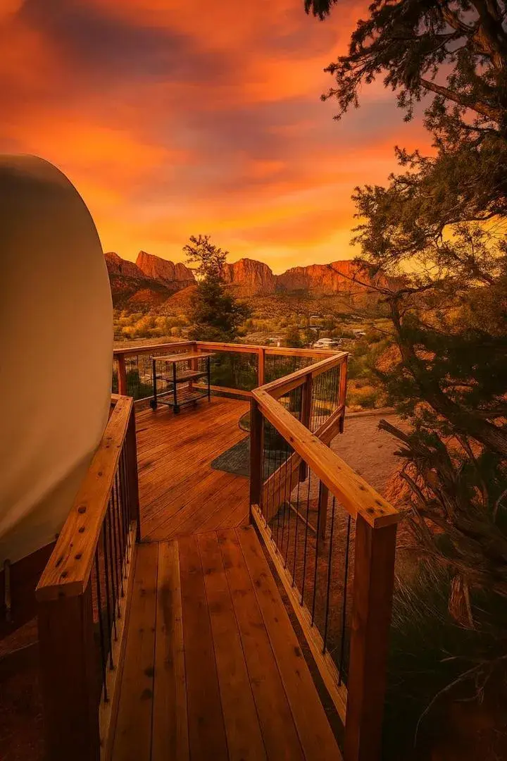 Covered Wagon - single occupancy in Zion View Camping Covered Wagon - single occupancy in Zion View Camping