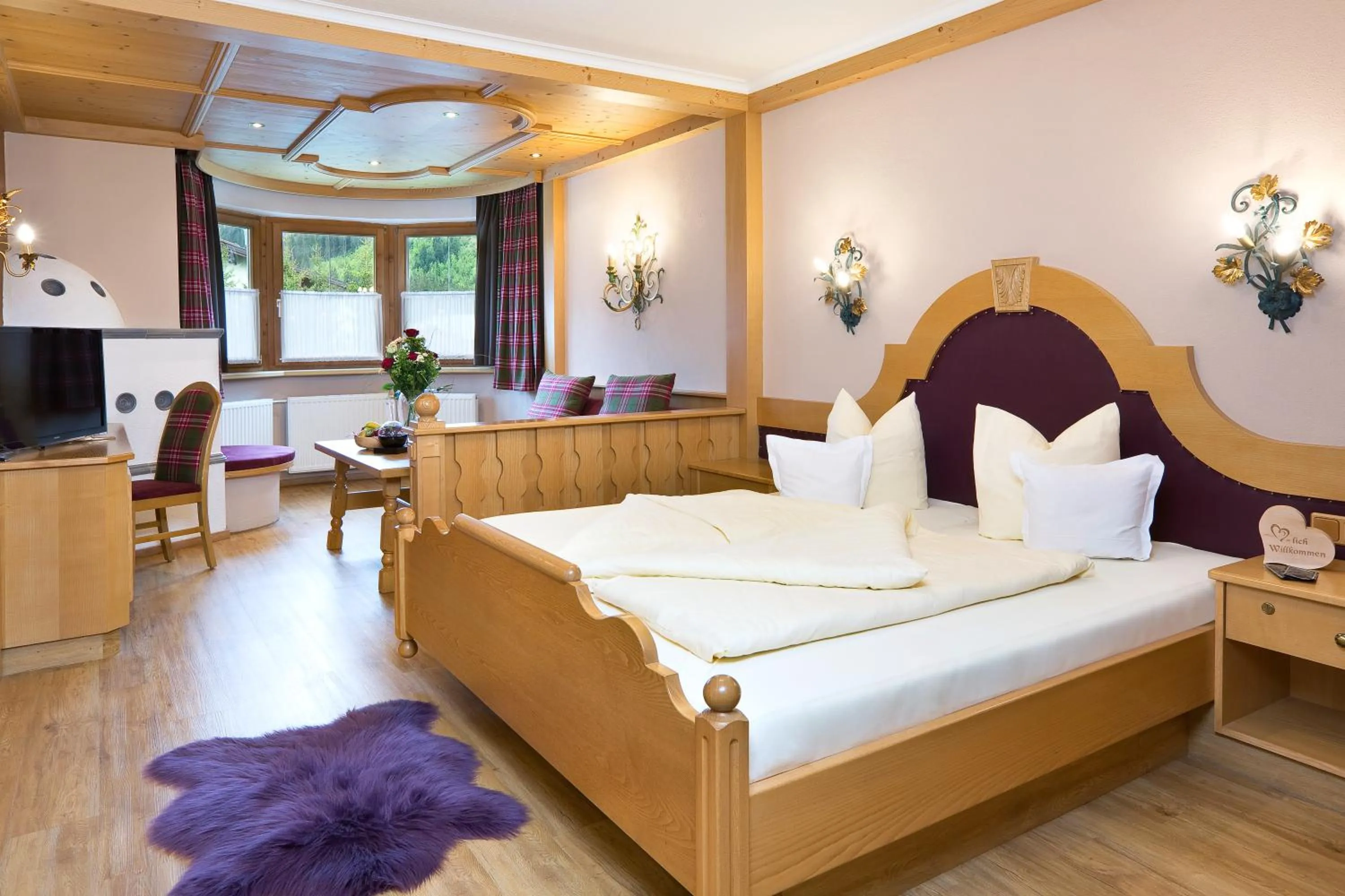 Photo of the whole room, Bed in Hotel "Zum Ritter"