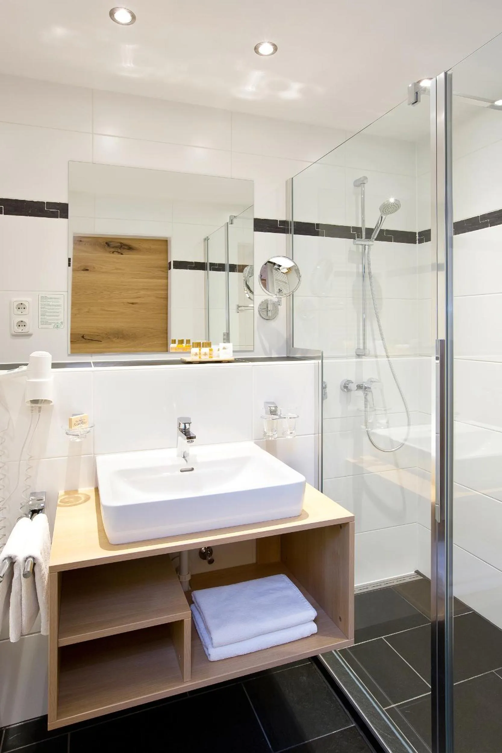 Bathroom in Hotel "Zum Ritter"