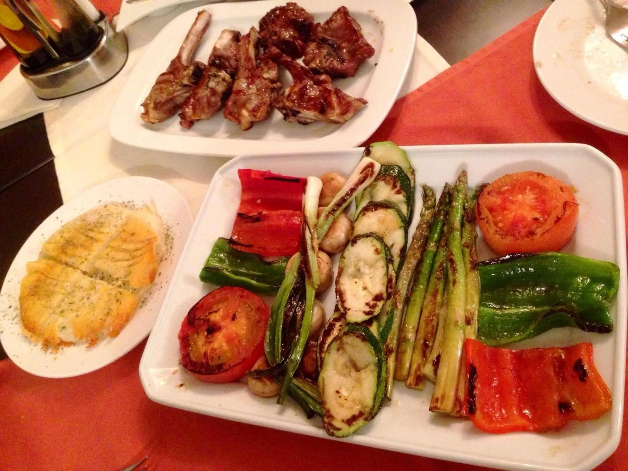 Food in Villa Columbus Rooms and Restaurant