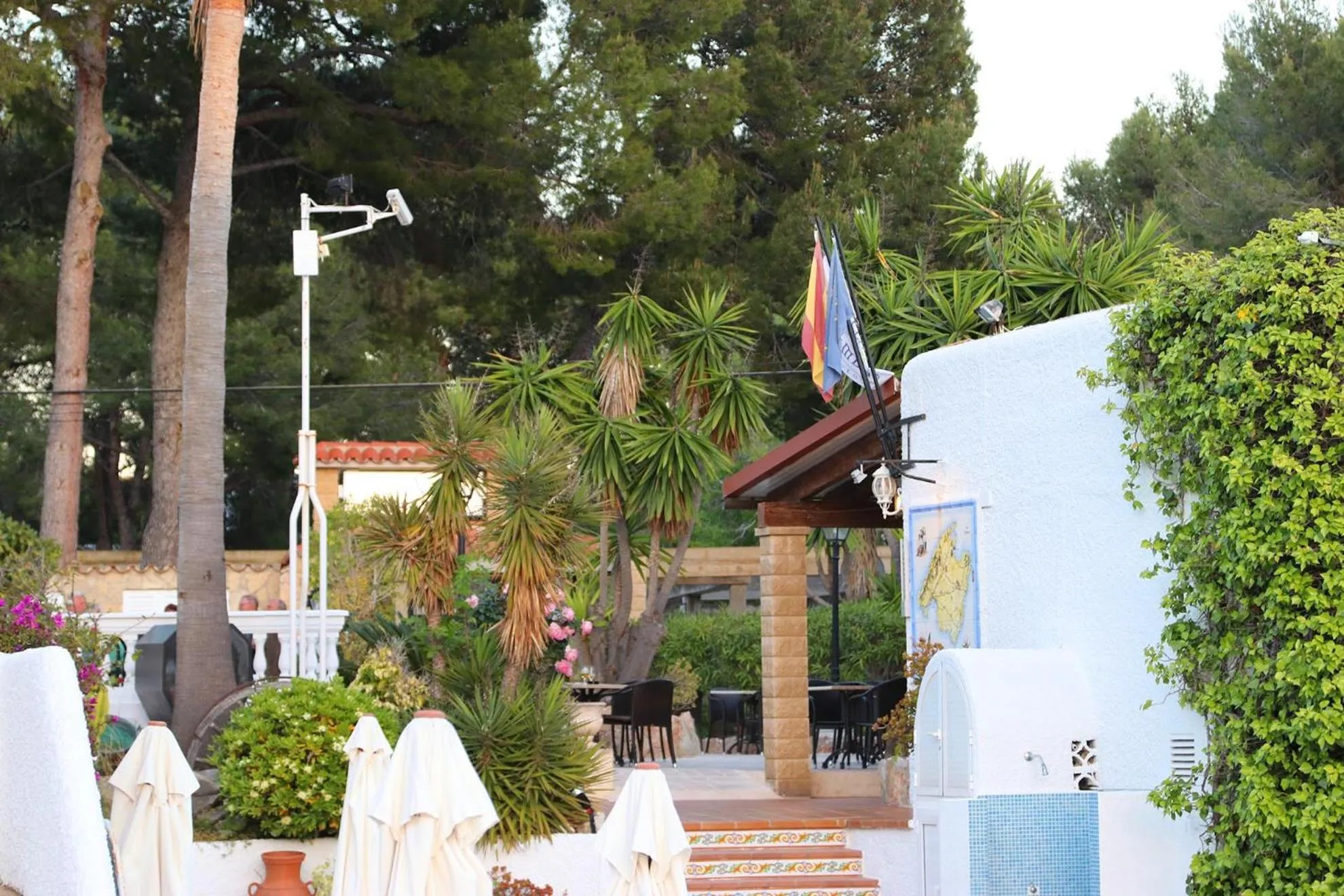 Villa Columbus Rooms and Restaurant