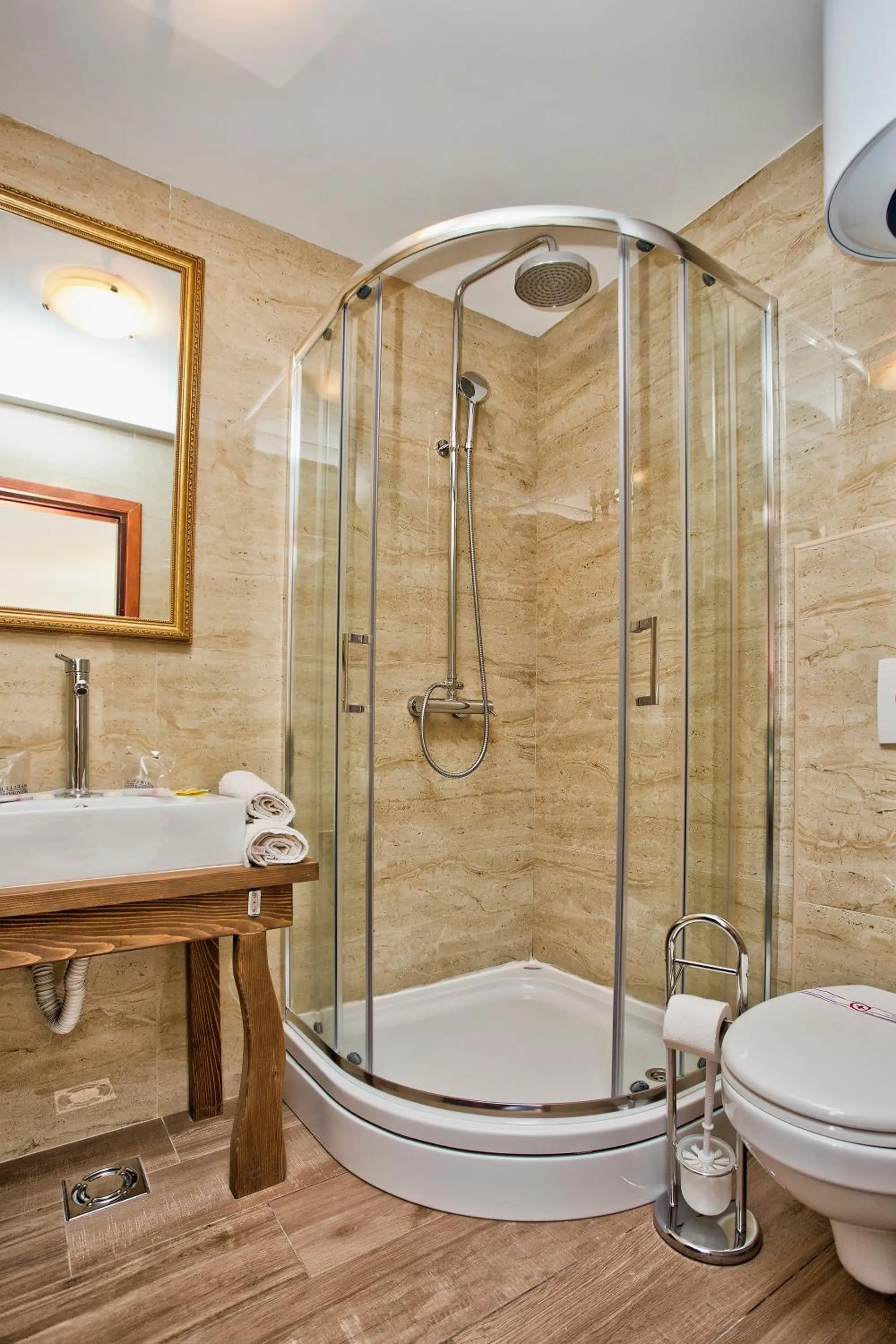 Bathroom in Hotel Admiral