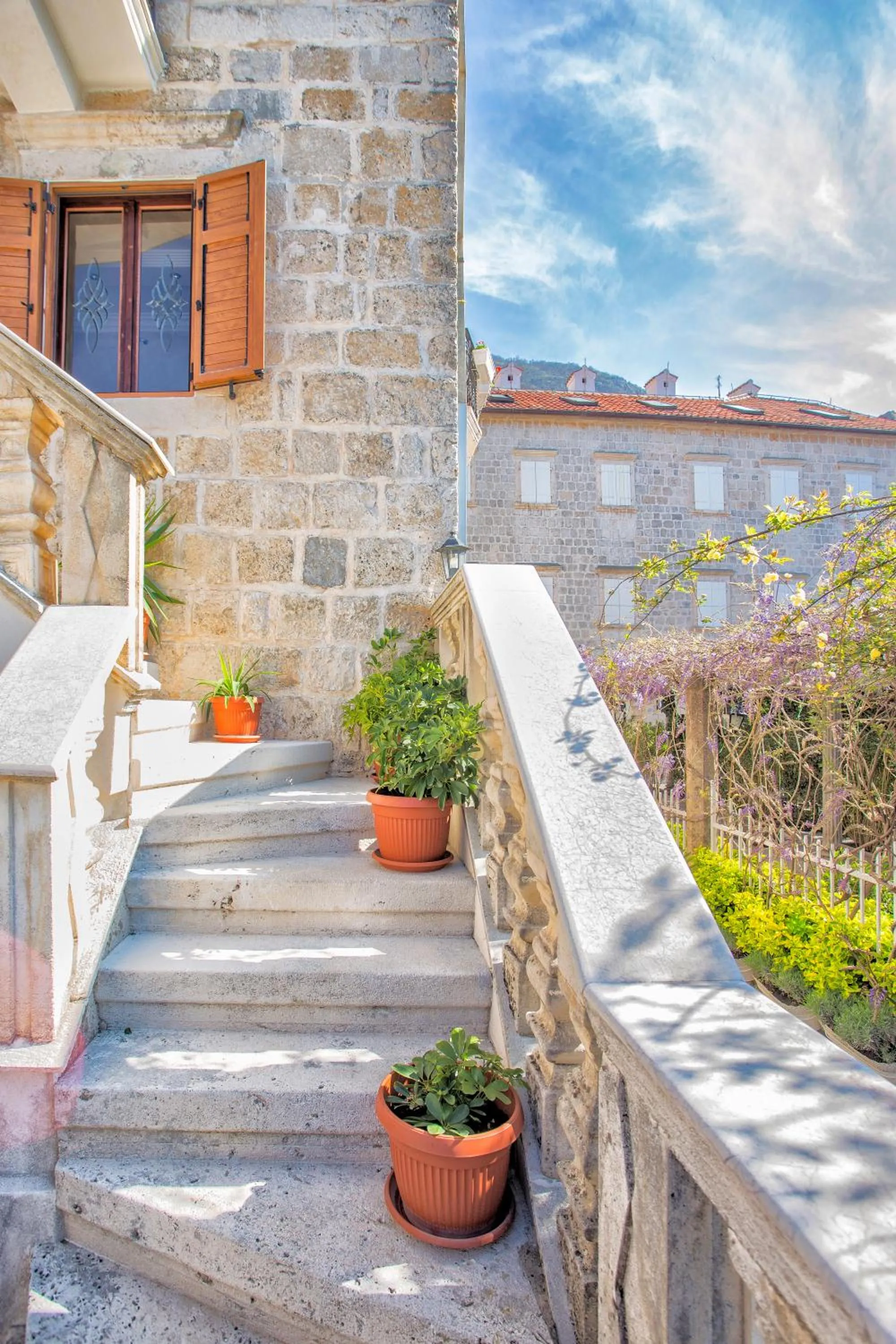 Facade/entrance in Hotel Admiral