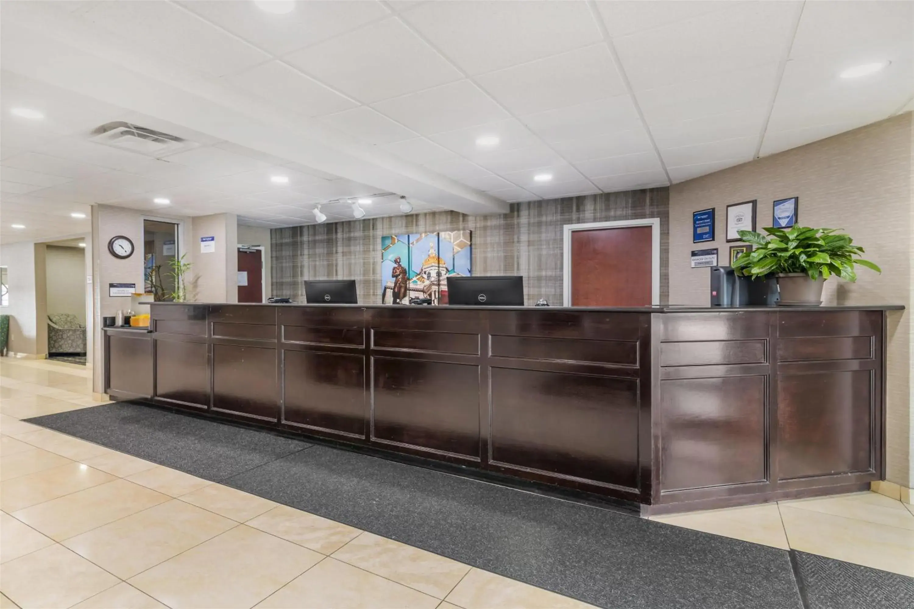Lobby or reception in Best Western Concord Inn and Suites Lobby or reception in Best Western Concord Inn and Suites