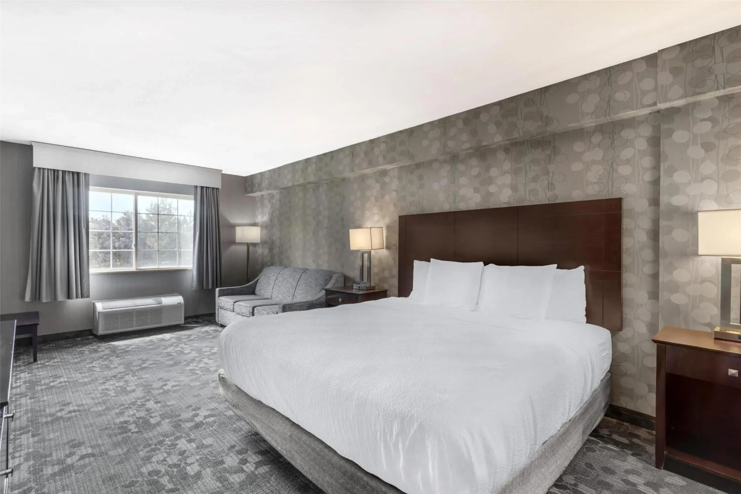 Two-Bedroom Suite with Sofa Bed in Best Western Concord Inn and Suites Two-Bedroom Suite with Sofa Bed in Best Western Concord Inn and Suites