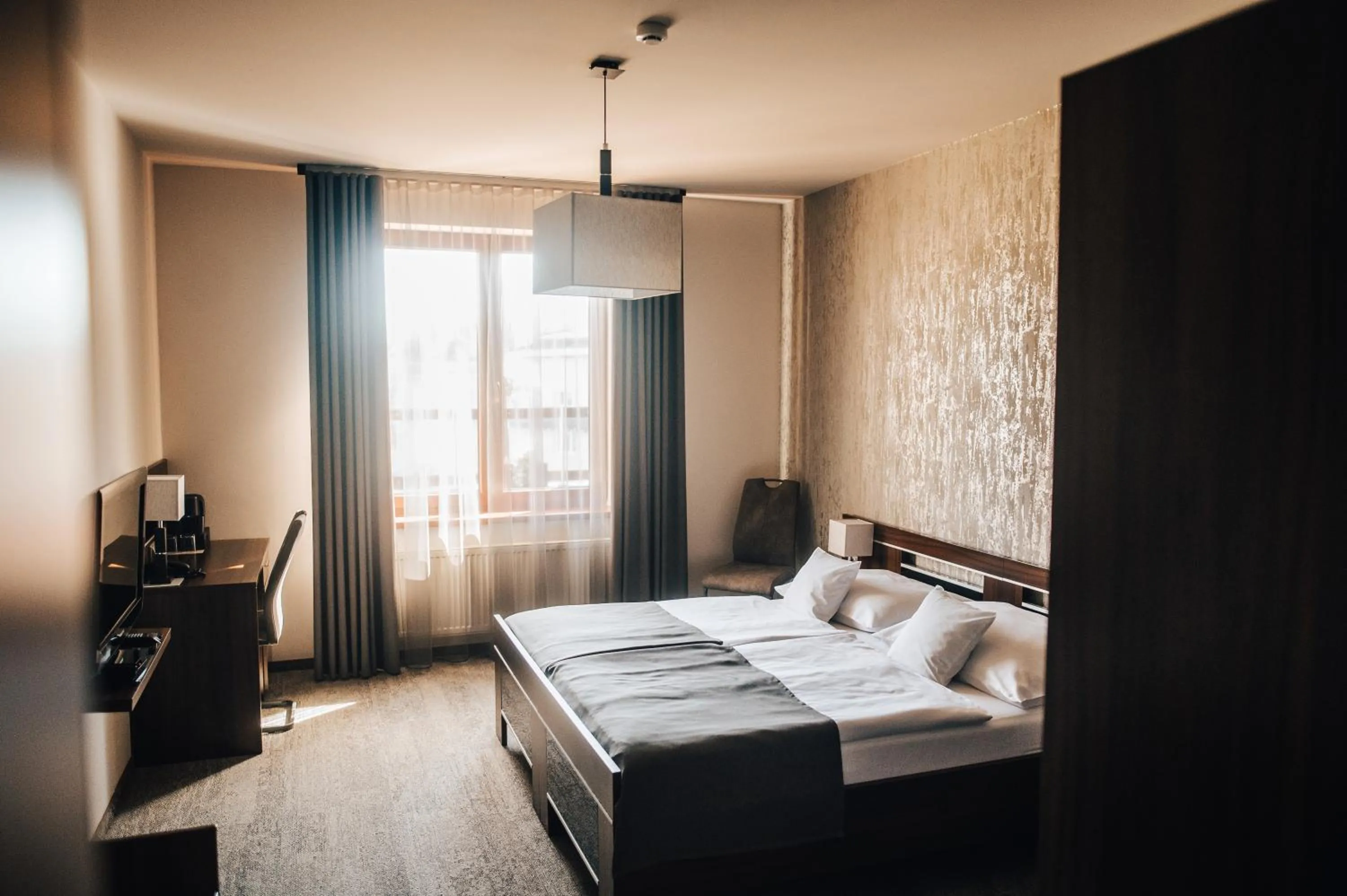 Bed in Hotel Elegance