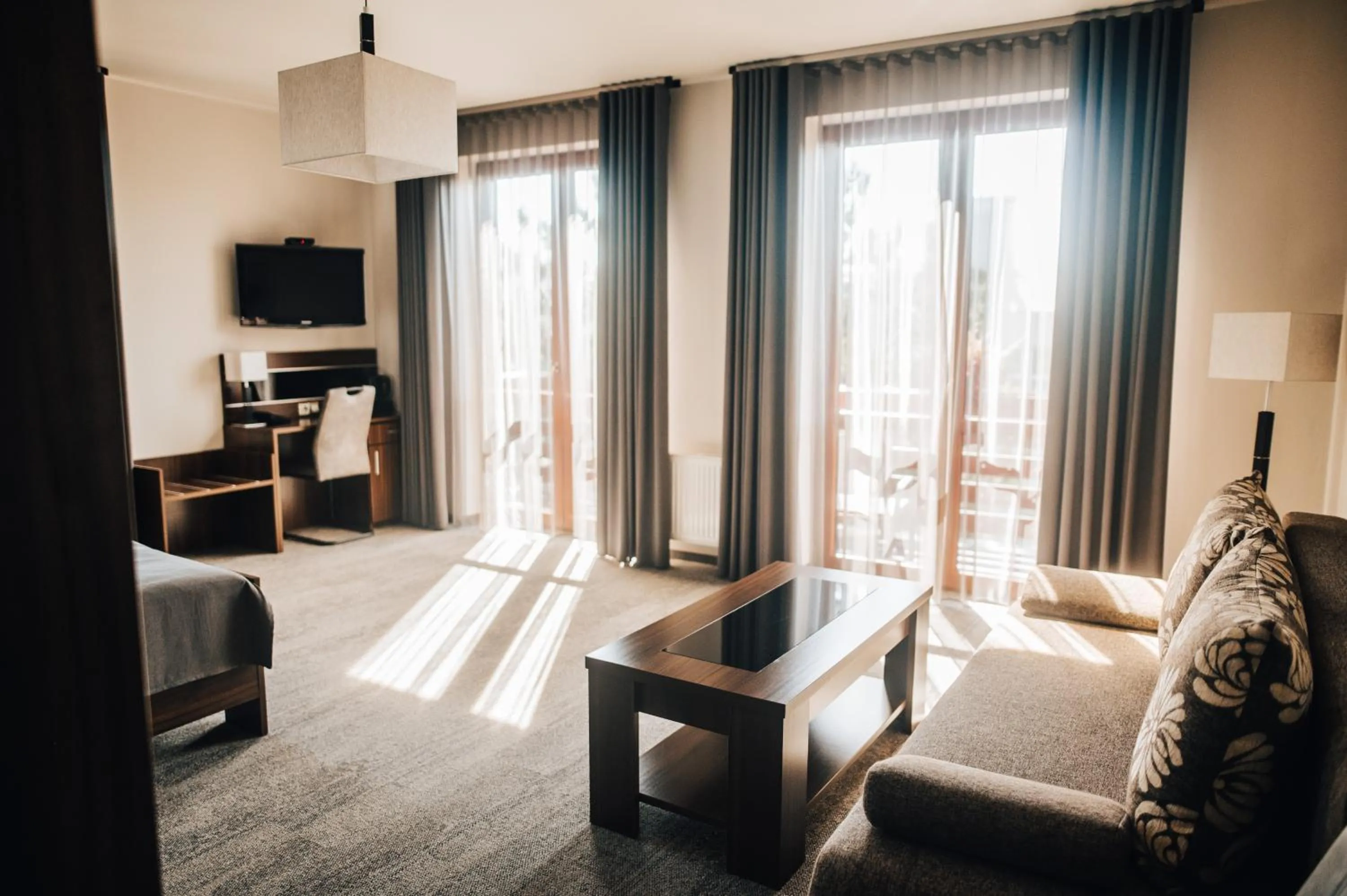 Photo of the whole room in Hotel Elegance