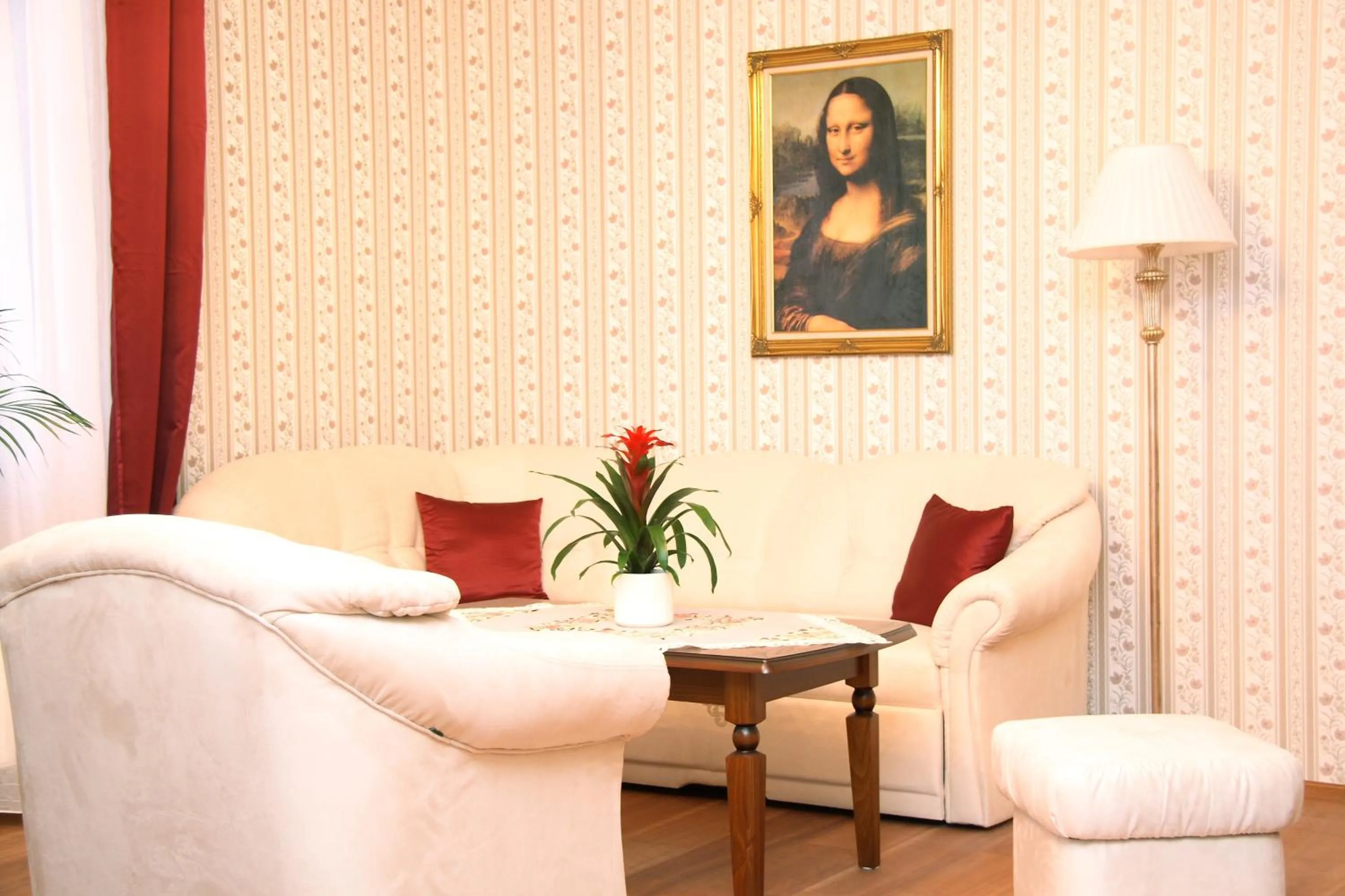 Living room in Hotel Elegance