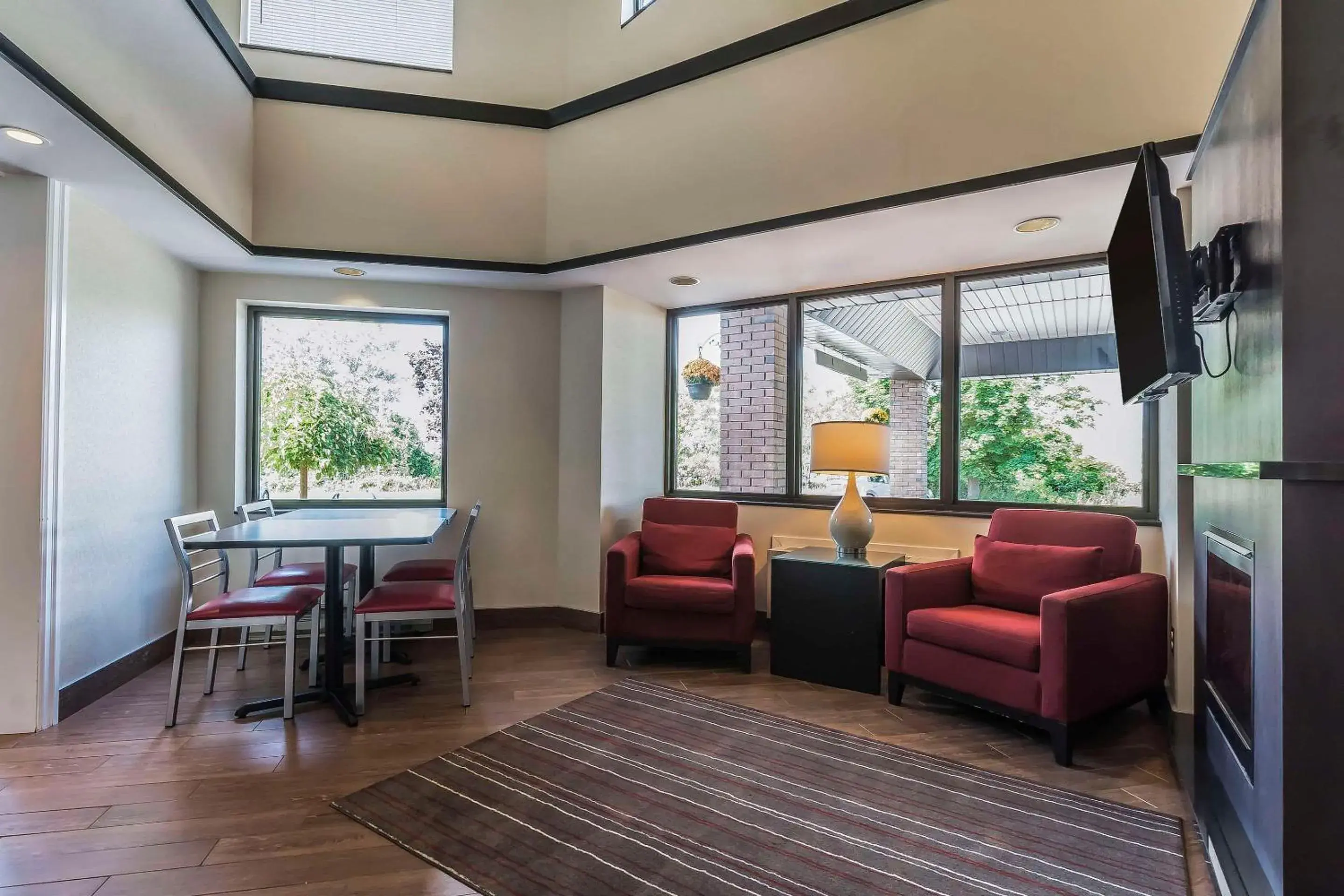 Lobby or reception in Comfort Inn Cobourg Lobby or reception in Comfort Inn Cobourg