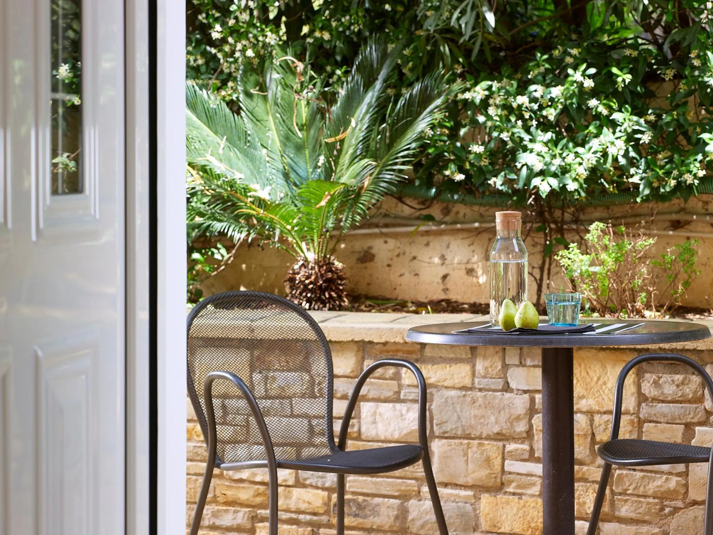 Patio in Avantis Suites Hotel