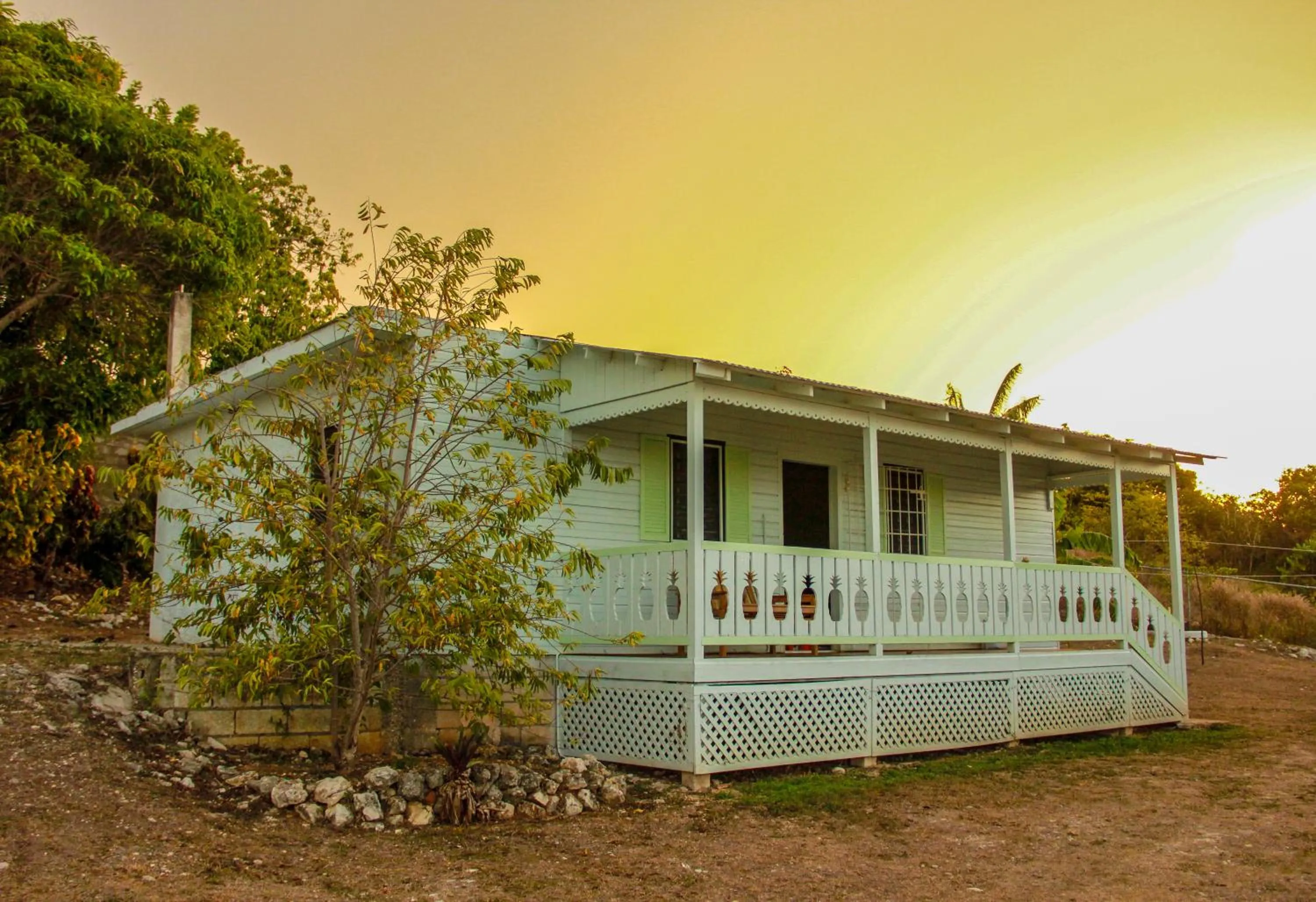 Property building in Sunshine Lodge: Your home away from home