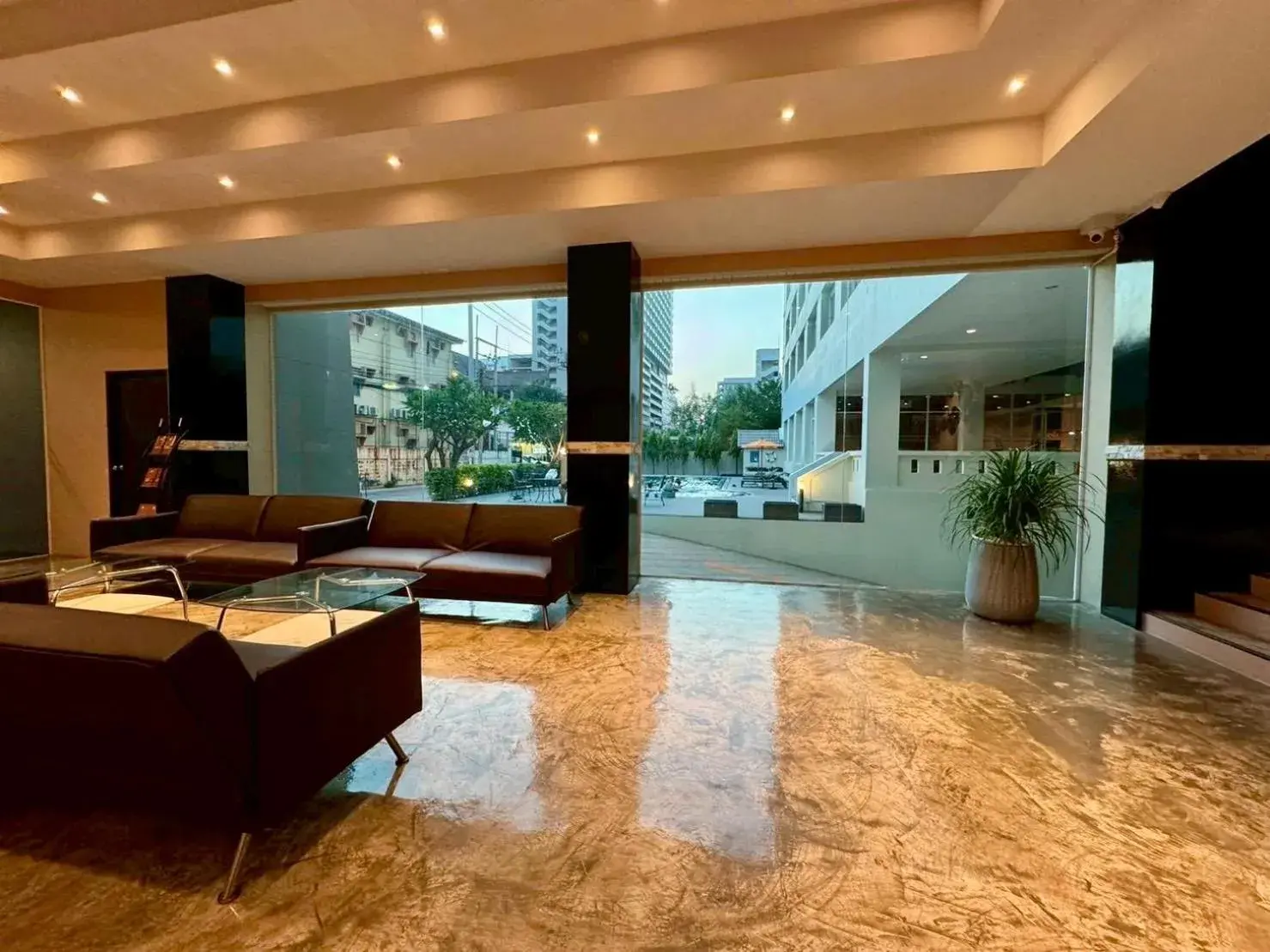 Lobby or reception in Crown Pattaya Beach Hotel Lobby or reception in Crown Pattaya Beach Hotel