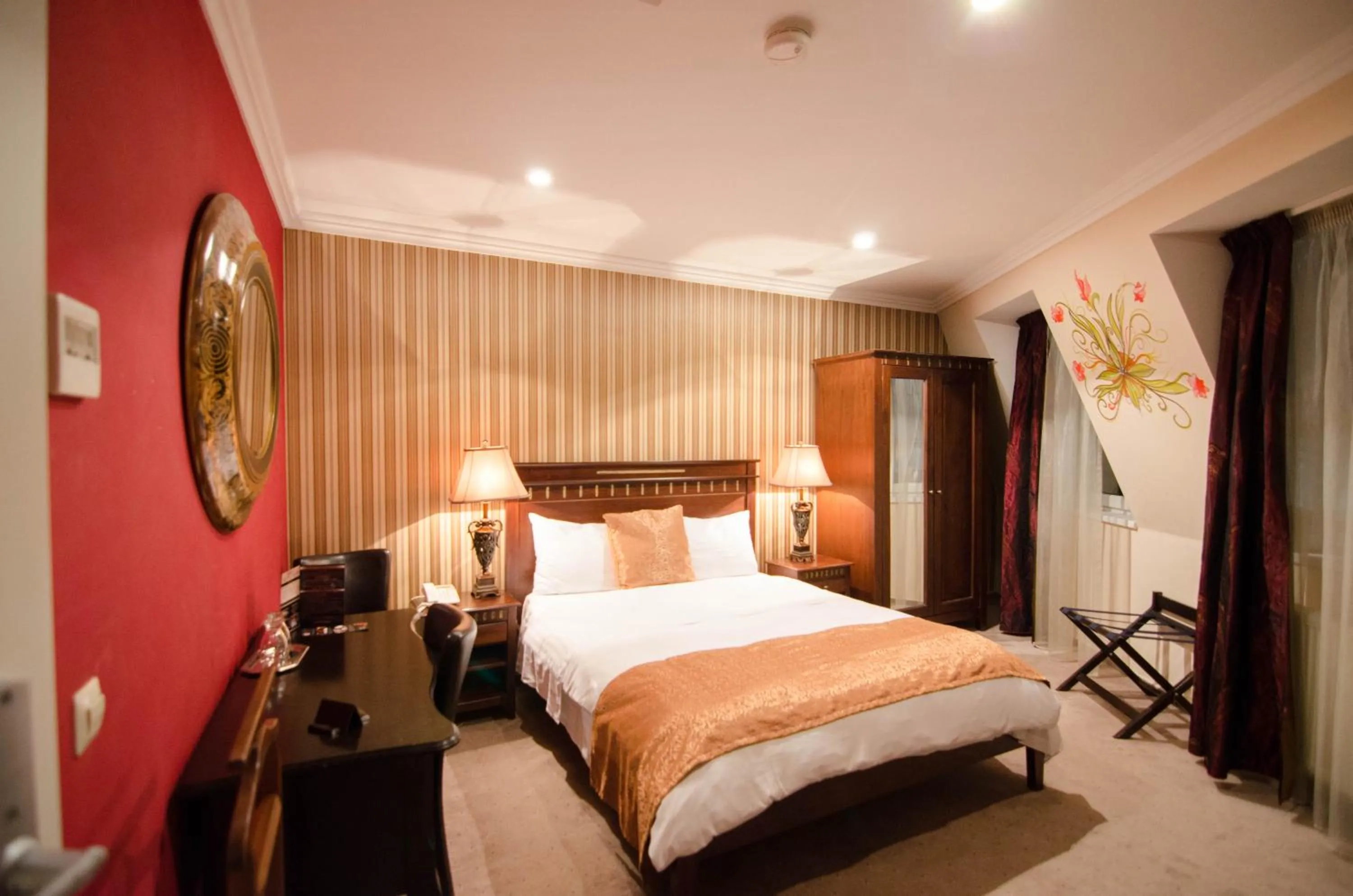 Photo of the whole room, Bed in Hotel Boutique Monaco