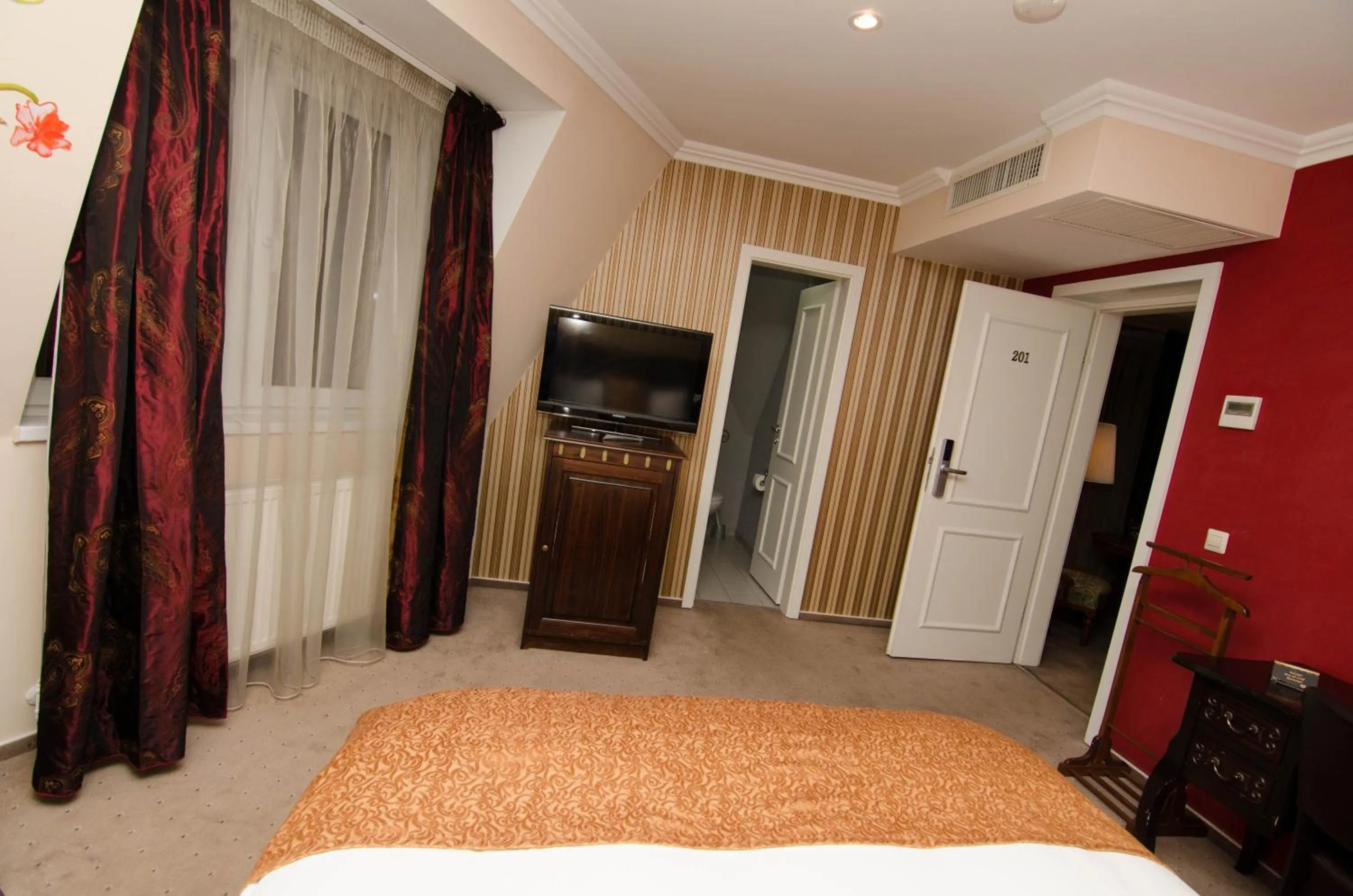 TV and multimedia, Bed in Hotel Boutique Monaco