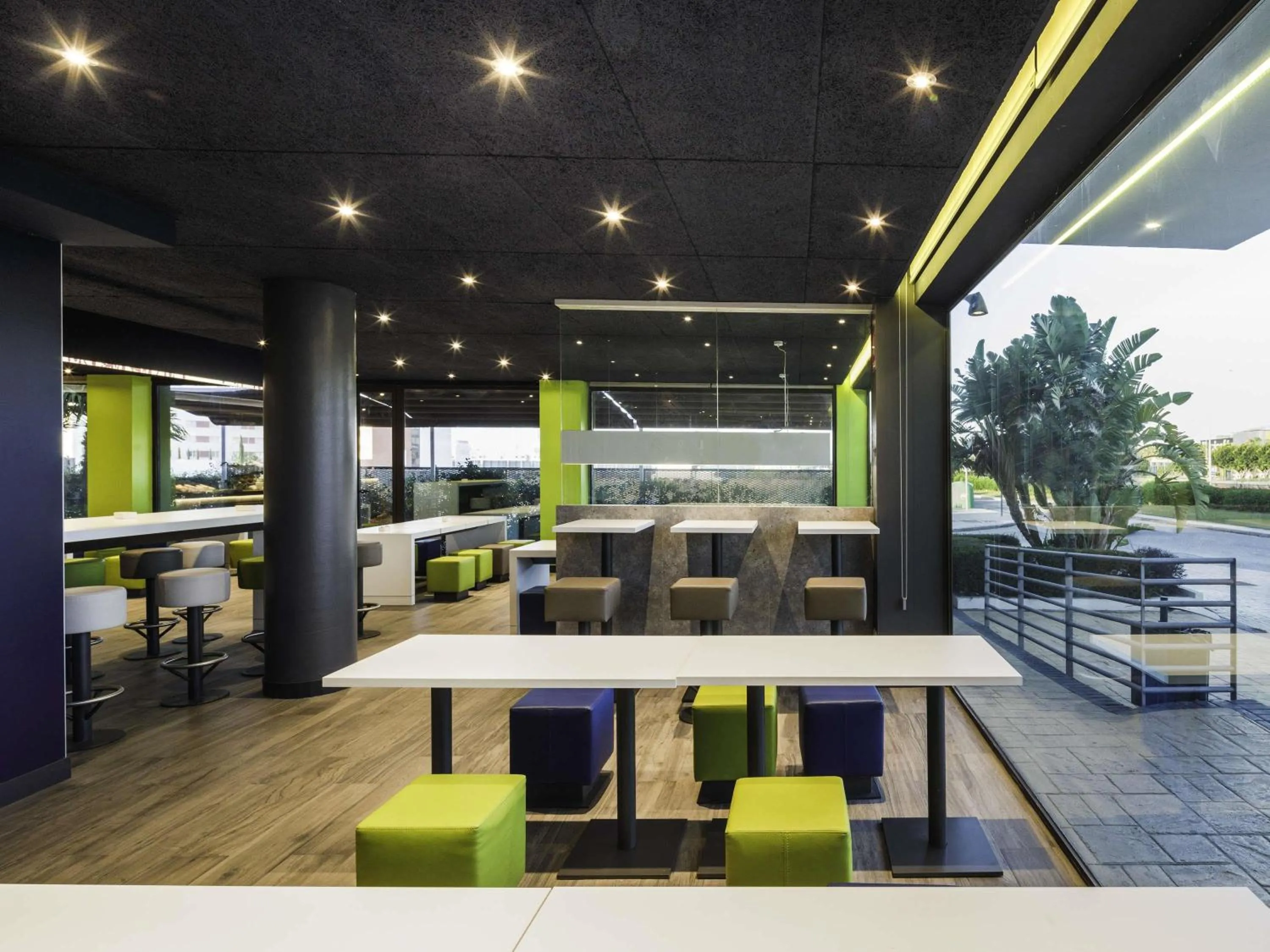 Breakfast in Ibis Budget Málaga Aeropuerto Avenida de Velazquez