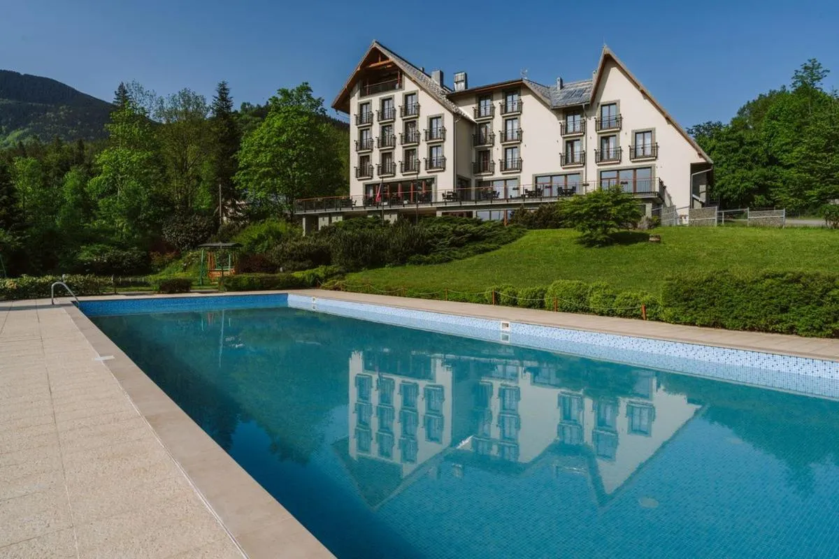 Beltine Forest Hotel