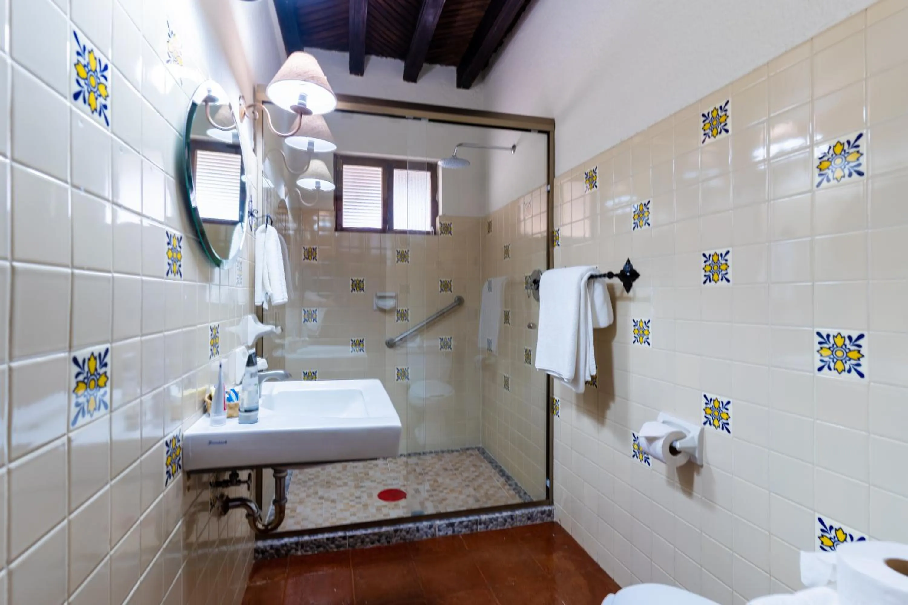 Bathroom in Mision Patzcuaro