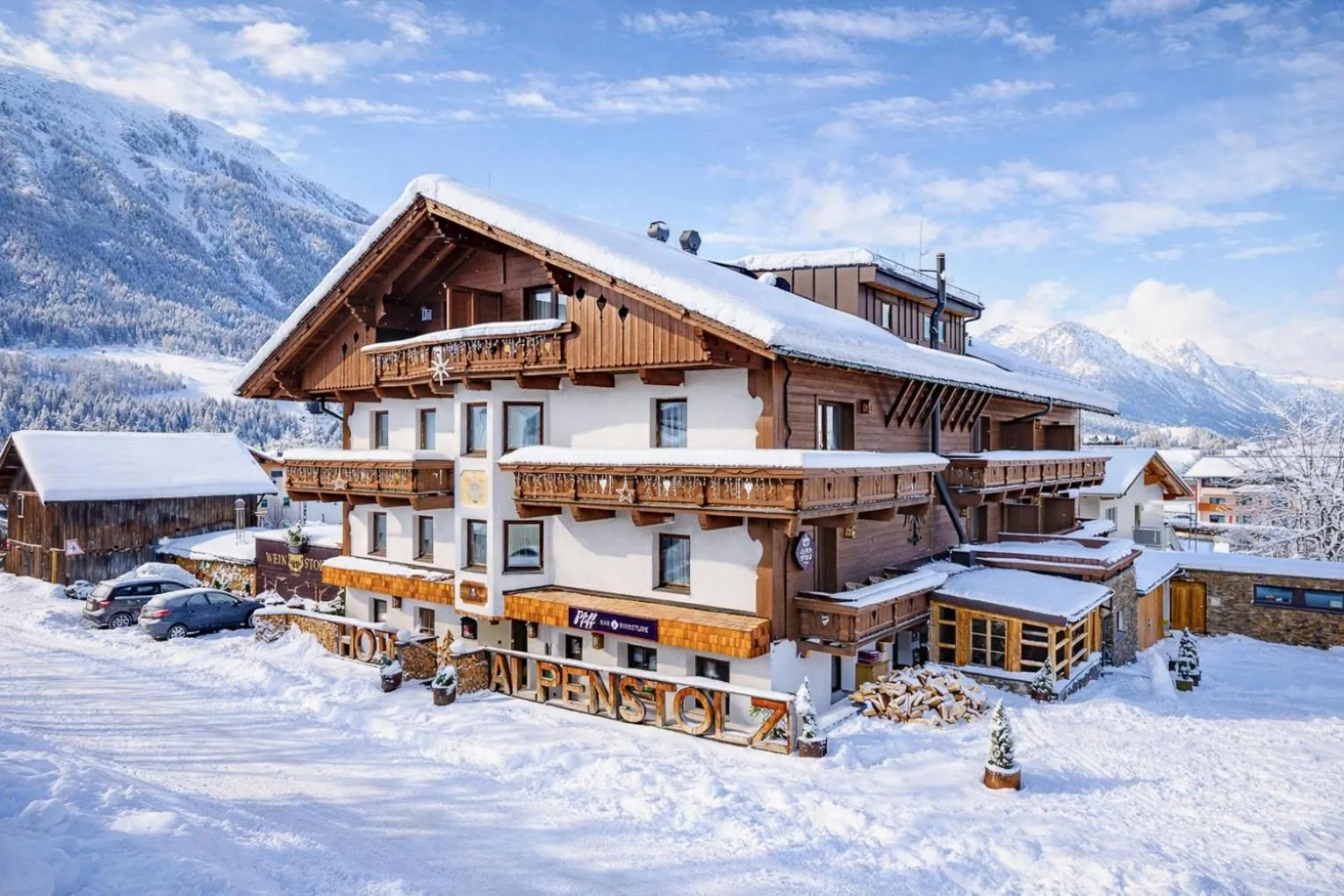 Property building in Hotel Alpenstolz