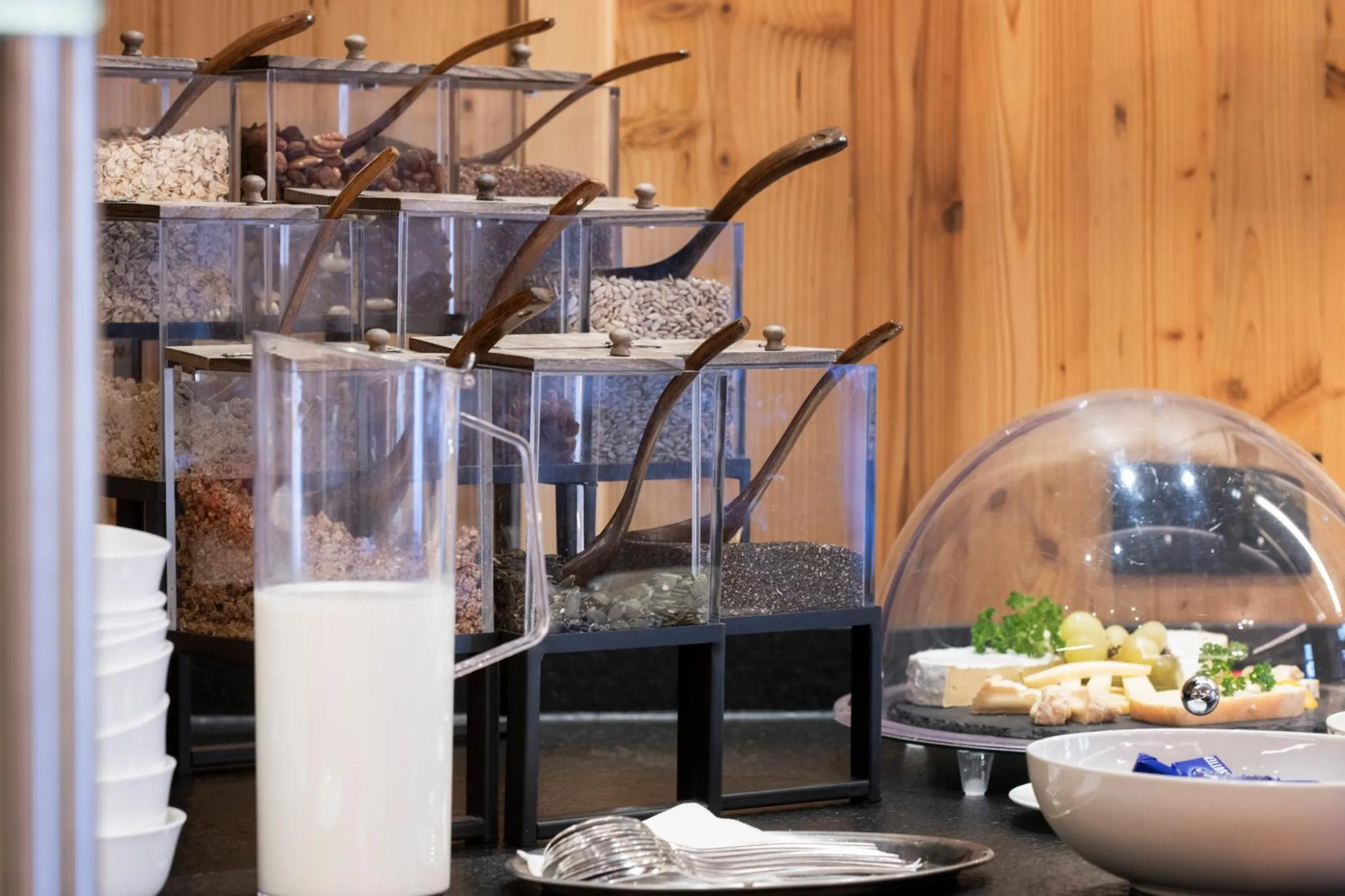 Buffet breakfast in Hotel Alpenstolz