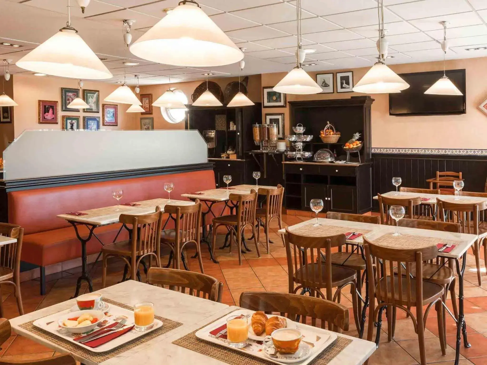 Restaurant/places to eat in Ibis Murcia Restaurant/places to eat in Ibis Murcia