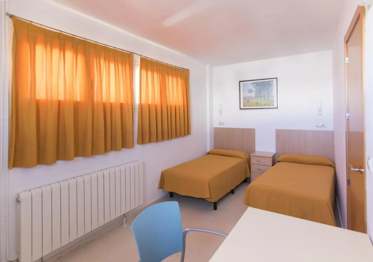 Photo of the whole room in Albergue Inturjoven Sierra Nevada