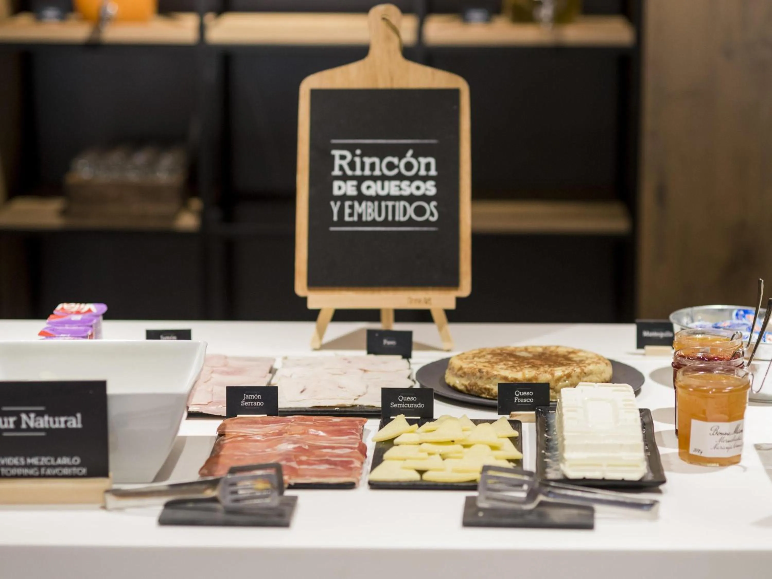 Breakfast in Ibis Salamanca