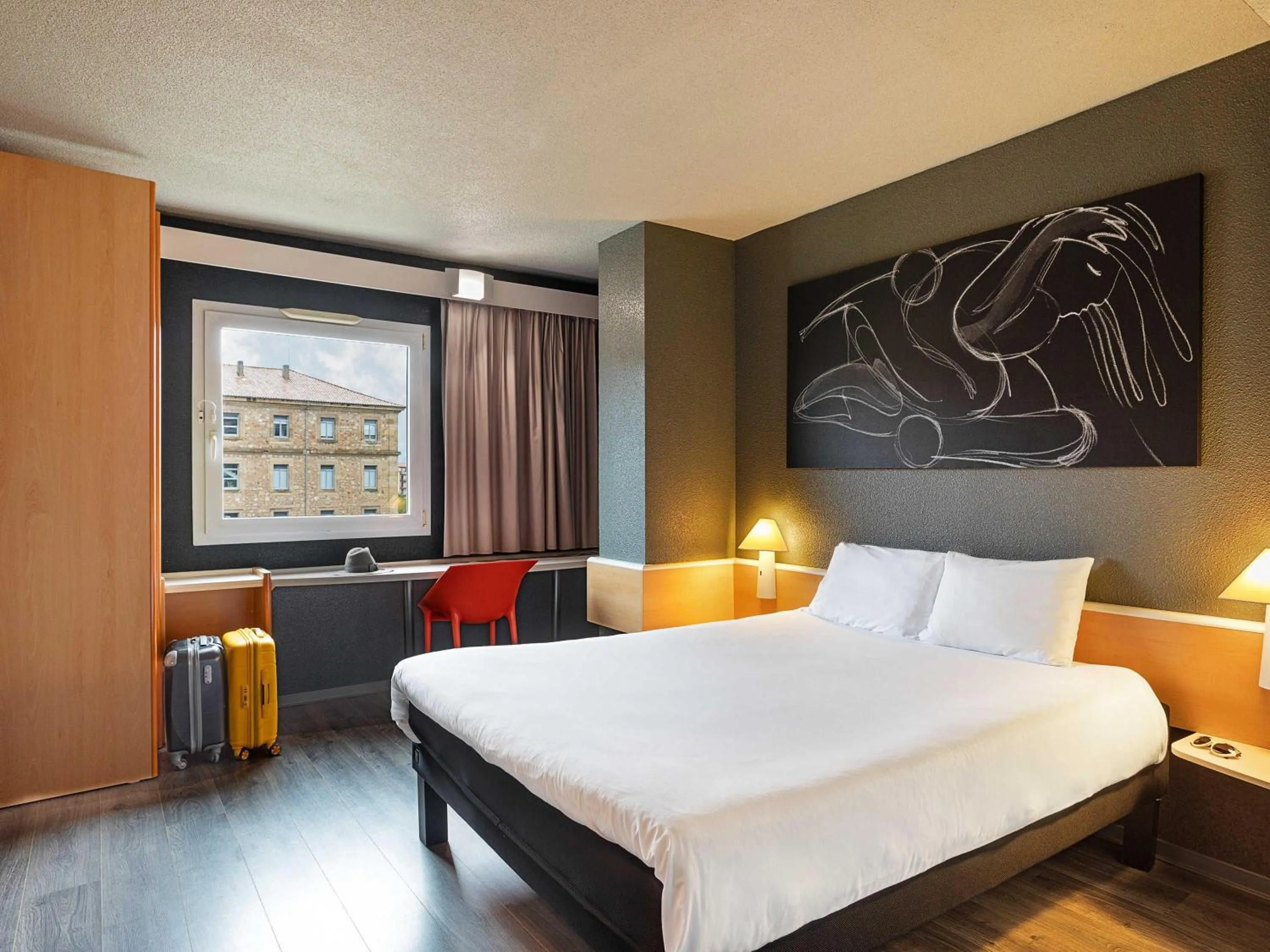 Bedroom, Bed in Ibis Salamanca