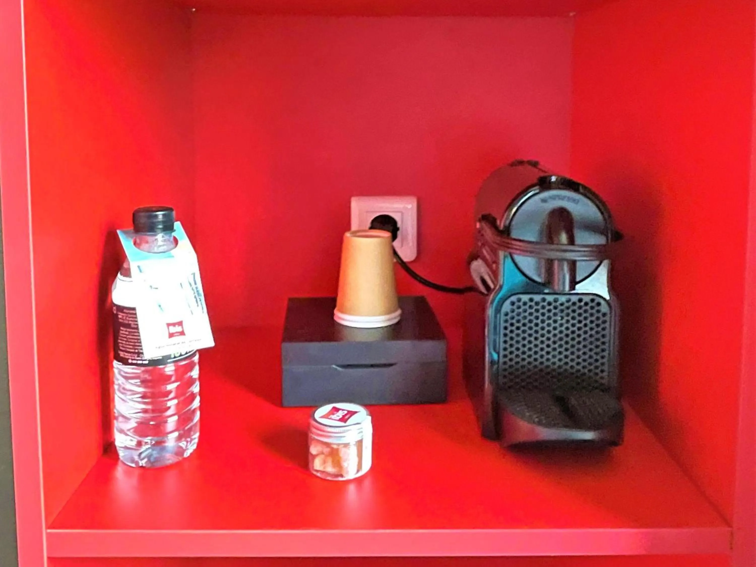 Bedroom in Ibis Valencia Bonaire Aeropuerto